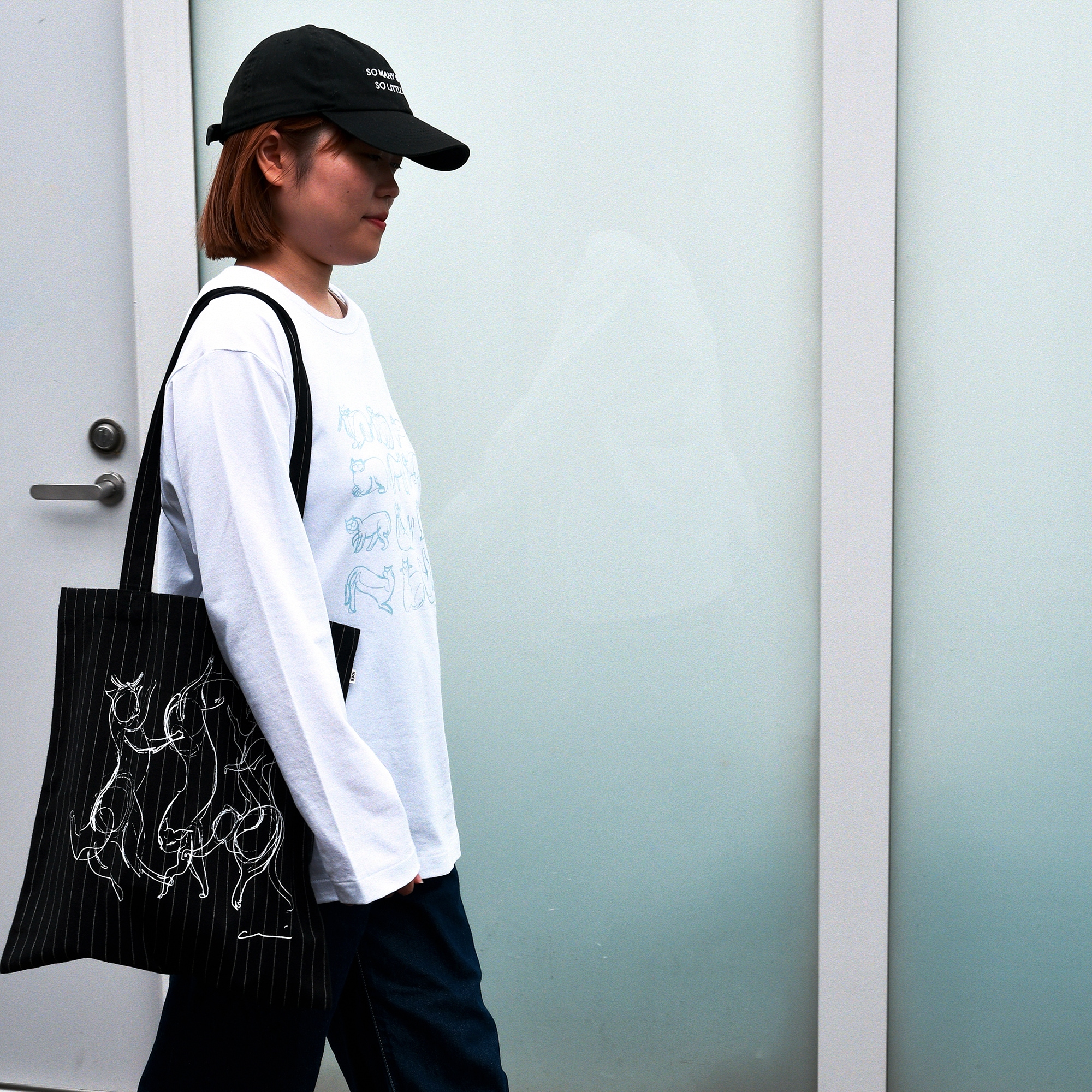 ［ＩＤＥＥ］ｃｏｒｉｃｃｉ　Ｔシャツ　長袖　Ｃａｔ　ブラック