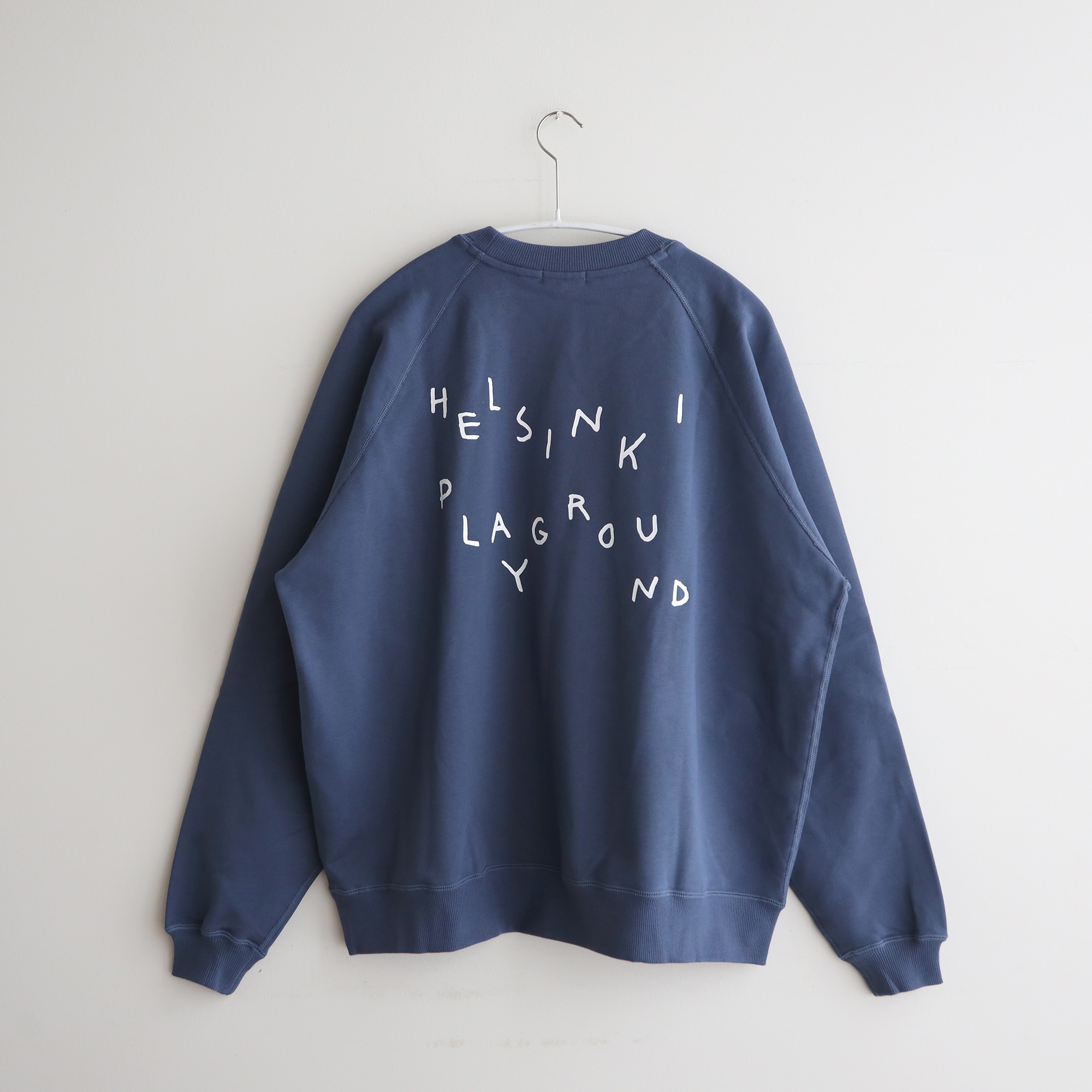 ［ＩＤＥＥ］Ｈｅｌｓｉｎｋｉ　Ｐｌａｙｇｒｏｕｎｄ　スウェット　Ｎａｖｙ　Ｍ