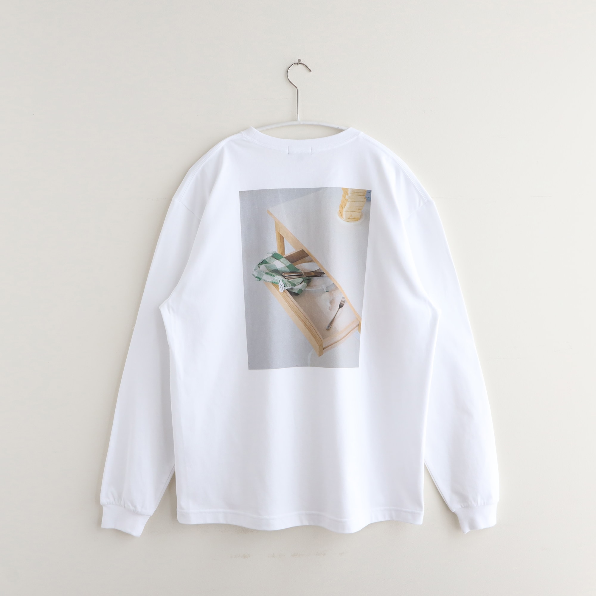 ［ＩＤＥＥ］Ｐｈｏｔｏｇｒａｐｈｙ　Ｔシャツ　長袖　Ｓｔｉｌｔ　Ｍサイズ