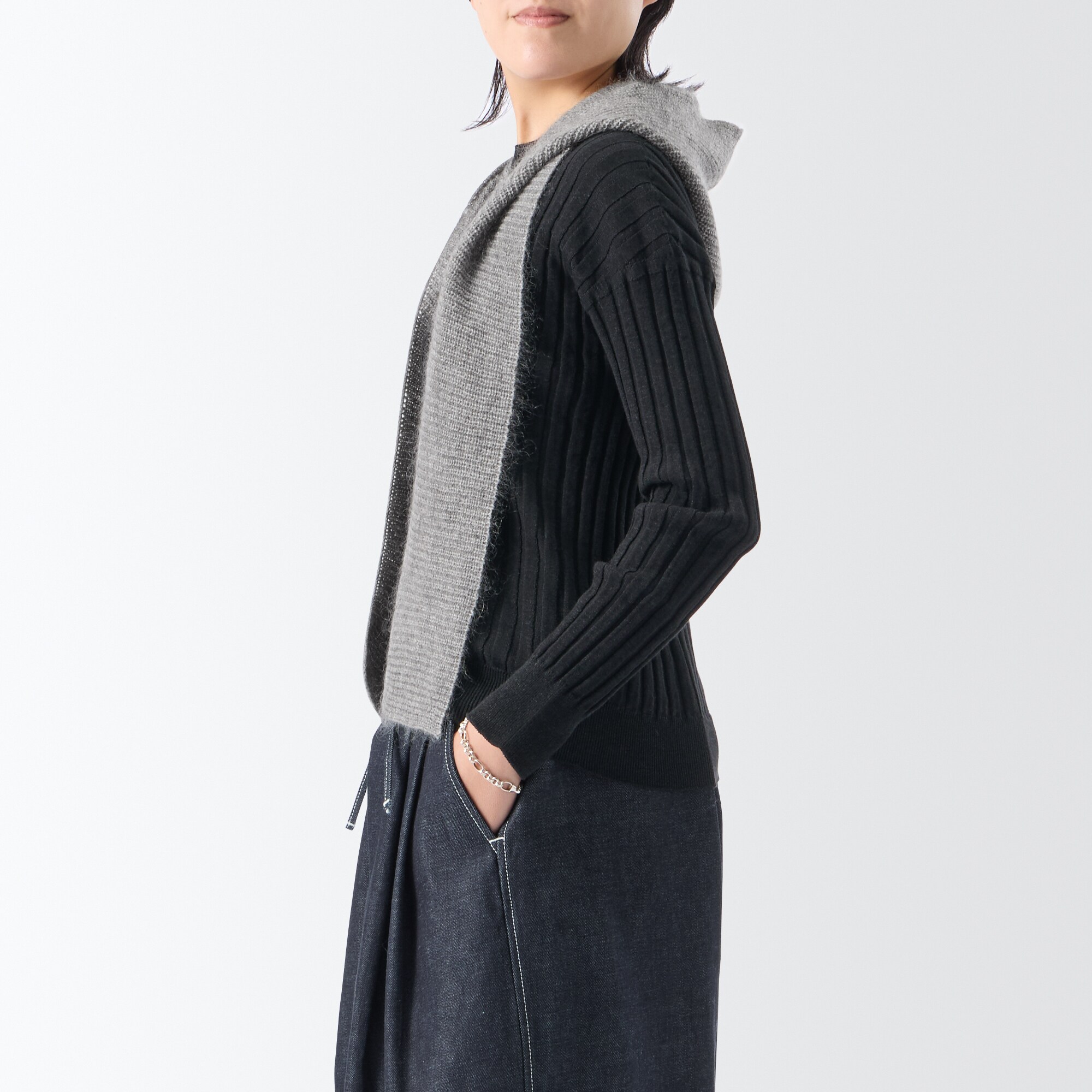 ［ＩＤＥＥ］Ｈ＆　ｂｙ　ＰＯＯＬ　モヘヤフードマフラー　グレー