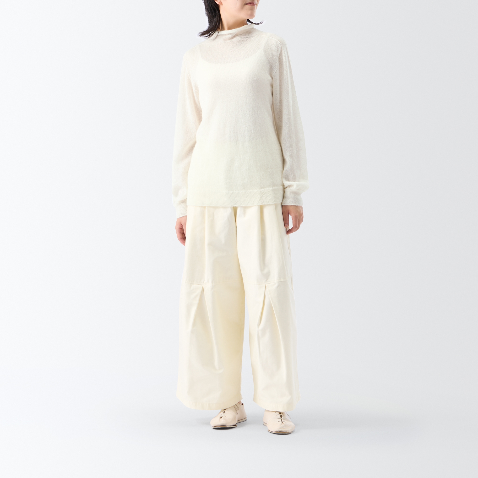 ［ＩＤＥＥ］Ｈ＆　ｂｙ　ＰＯＯＬ　ワイドパンツ　オフホワイト