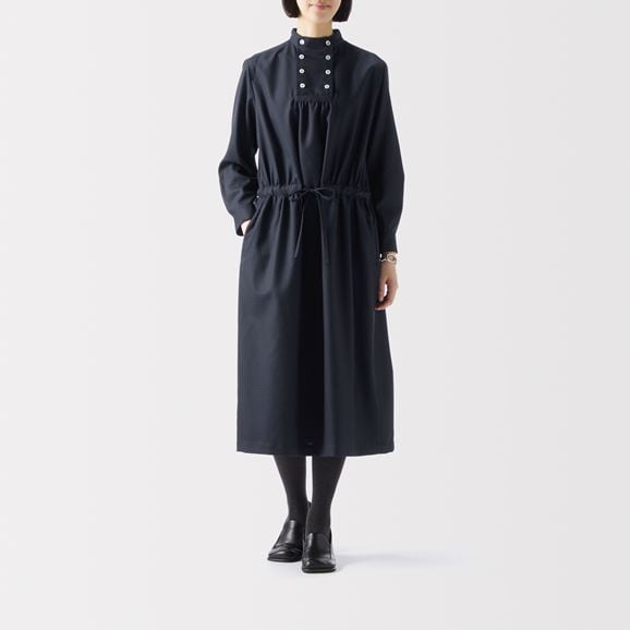 ［ＩＤＥＥ］Ｈ＆　ｂｙ　ＰＯＯＬ　スタンドアップカラーワンピース　ダークブルー