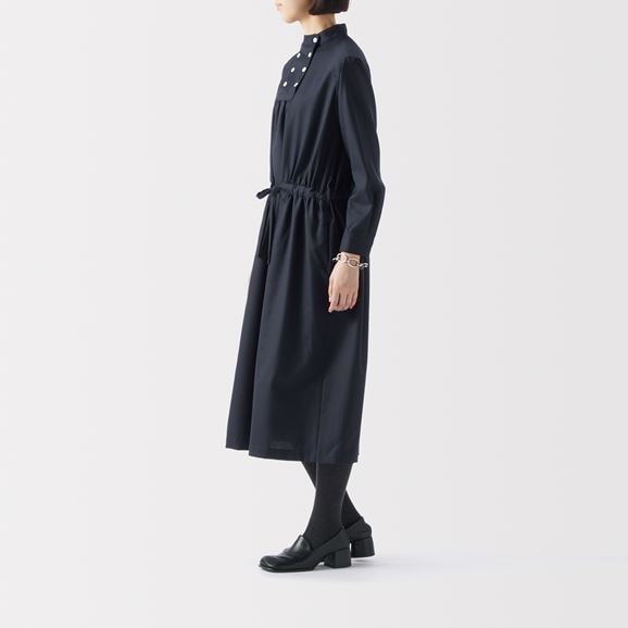 ［ＩＤＥＥ］Ｈ＆　ｂｙ　ＰＯＯＬ　スタンドアップカラーワンピース　ダークブルー