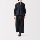［ＩＤＥＥ］Ｈ＆　ｂｙ　ＰＯＯＬ　スタンドアップカラーブラウス　ダークブルー