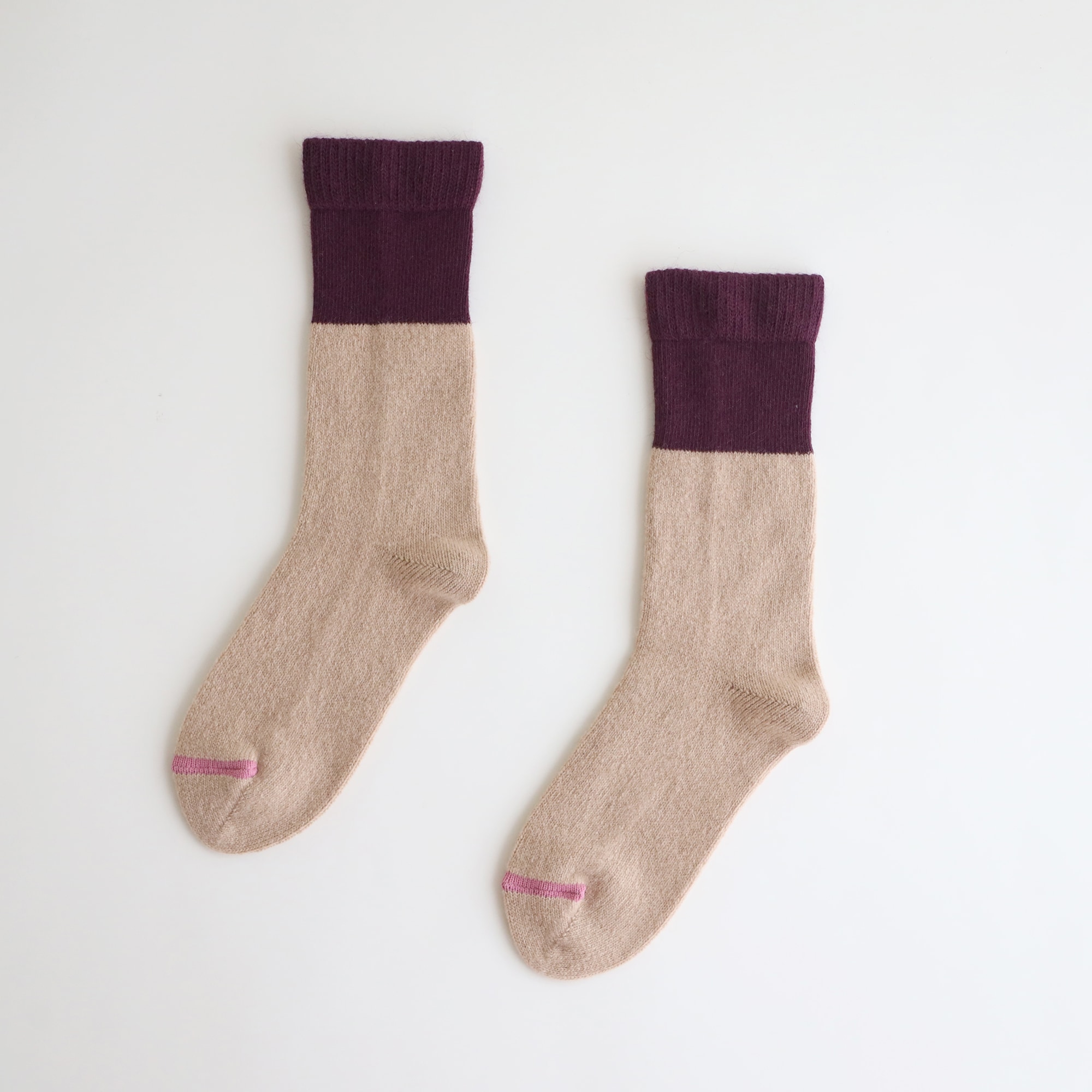 ［ＩＤＥＥ］ＰＯＯＬ　ＴＯＮＥ　ＳＯＣＫＳ　ベージュ　Ｍ
