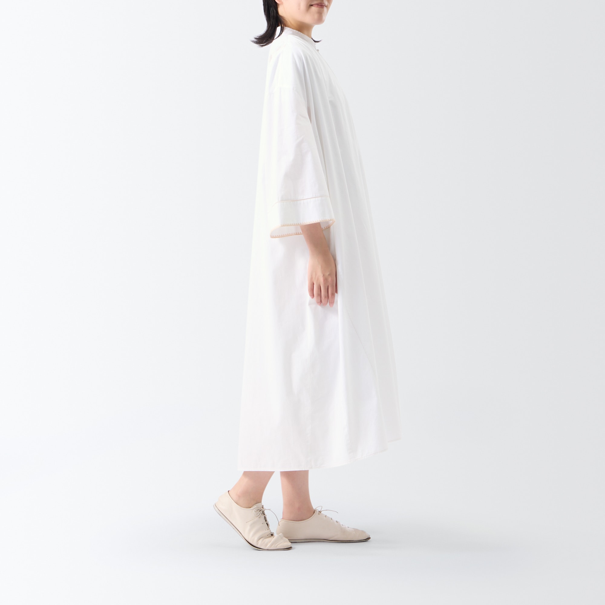 ［ＩＤＥＥ］ＫＡＬ　ワンピース　ホワイト