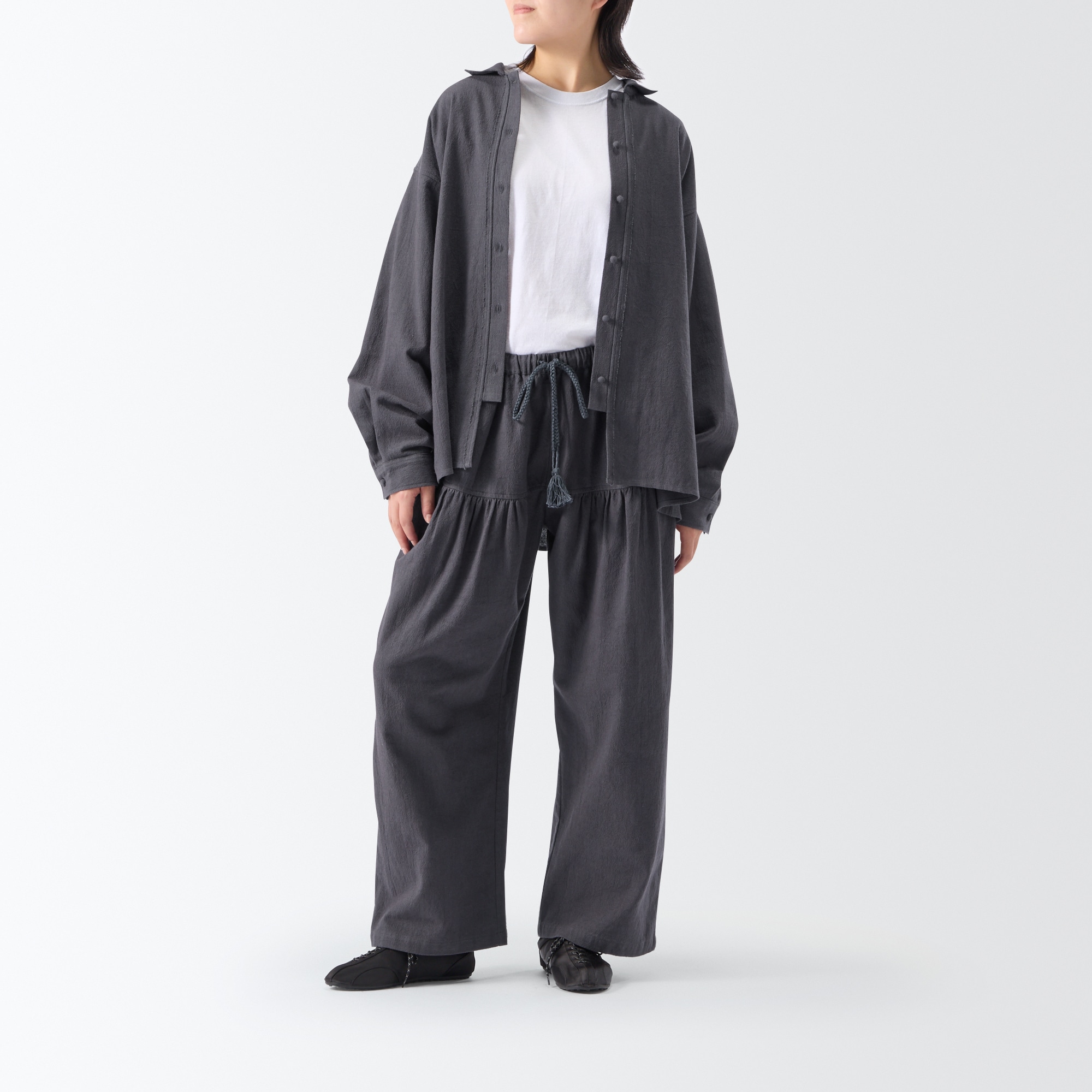 ［ＩＤＥＥ］ＫＡＬ　パンツ　チャコール