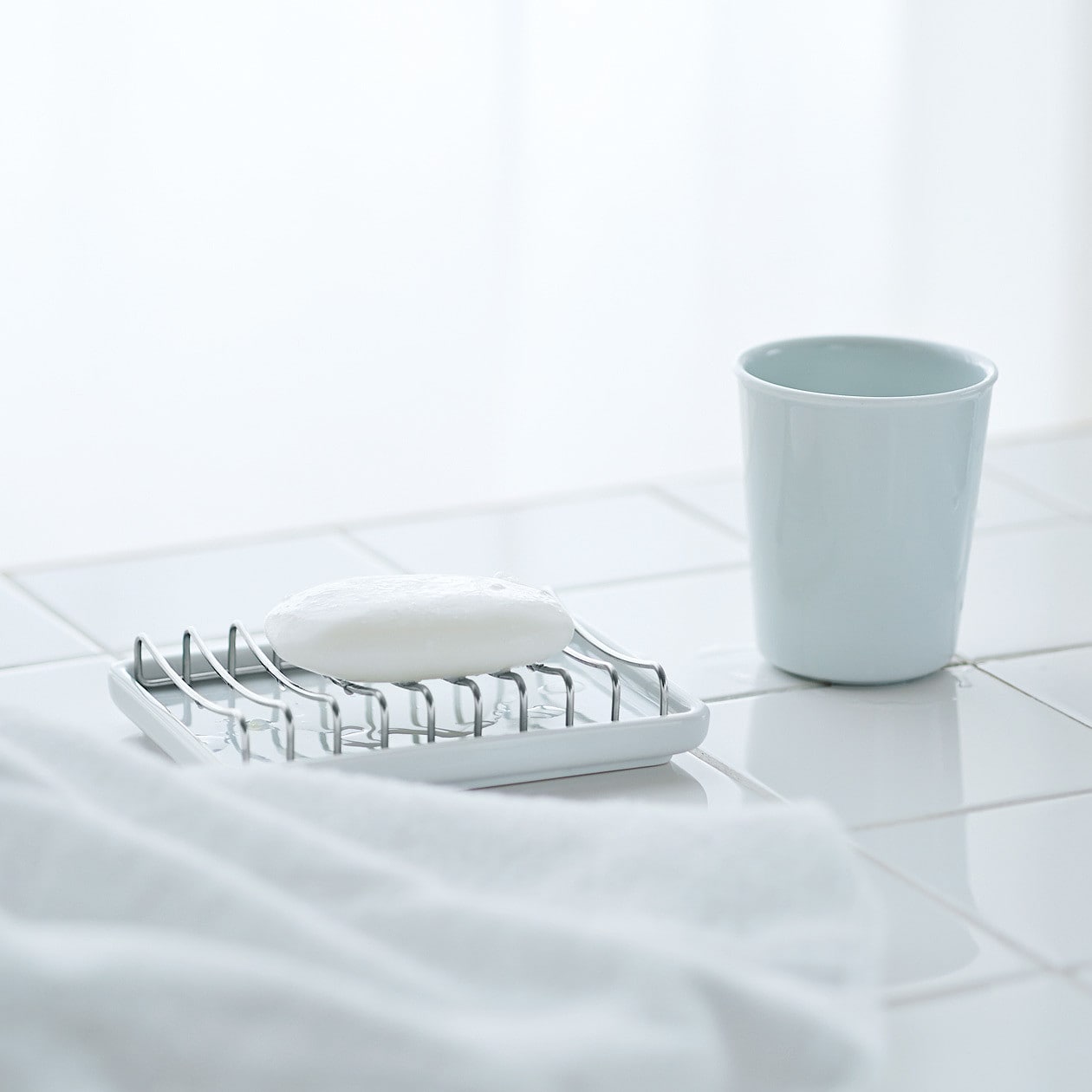 白磁コップ 約直径６．８×高さ８ｃｍ 約１８０ｍｌ | バスルームグッズ 通販 | 無印良品