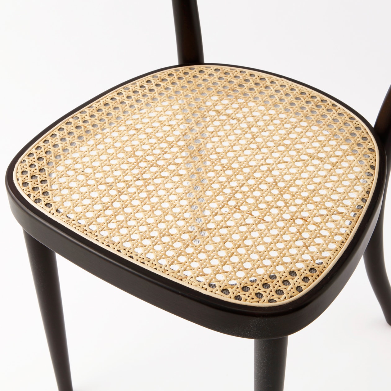 ブナ材曲げ木チェア・編座（籐）／ブラウン