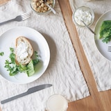 磁器ベージュ皿・大