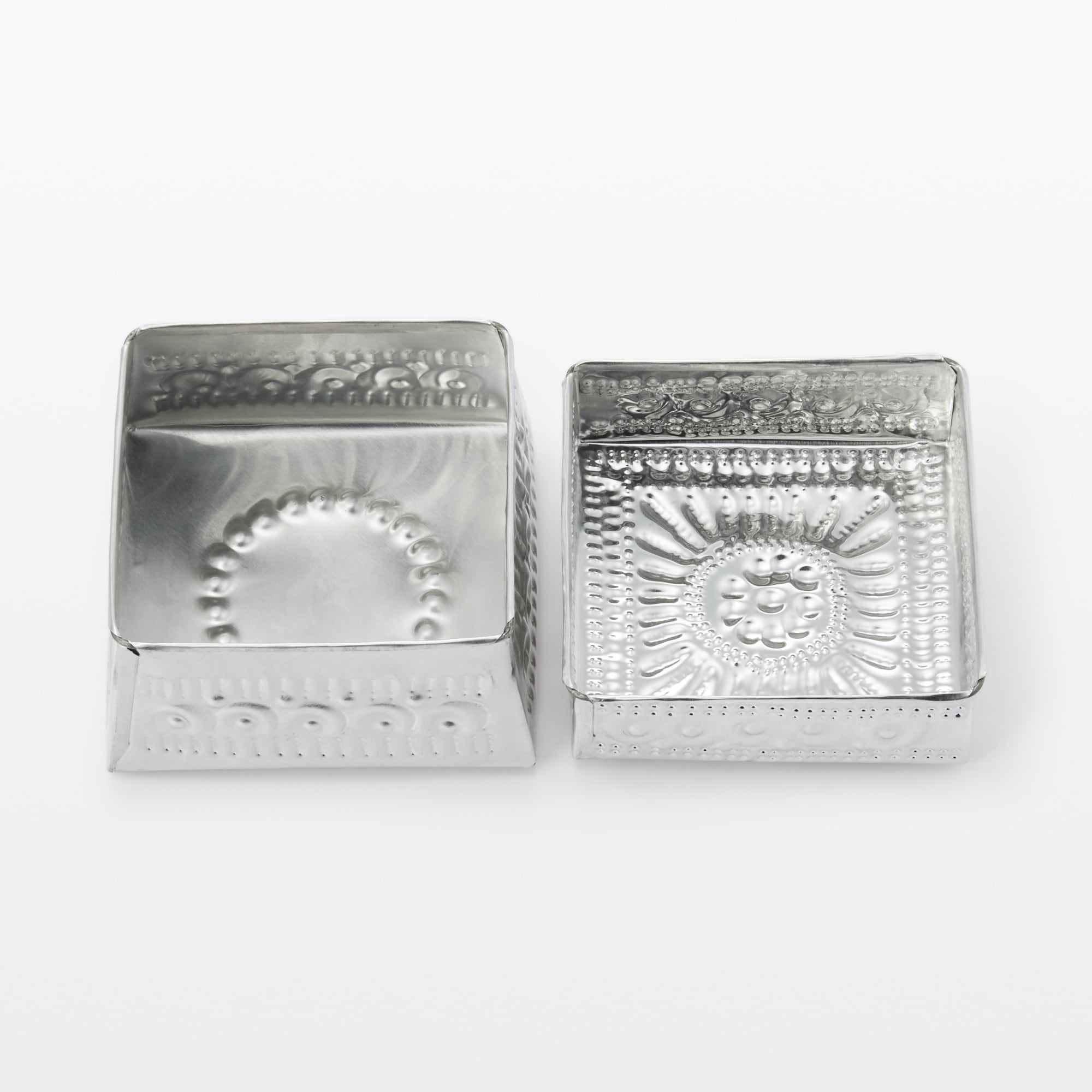 アルミの小箱　小