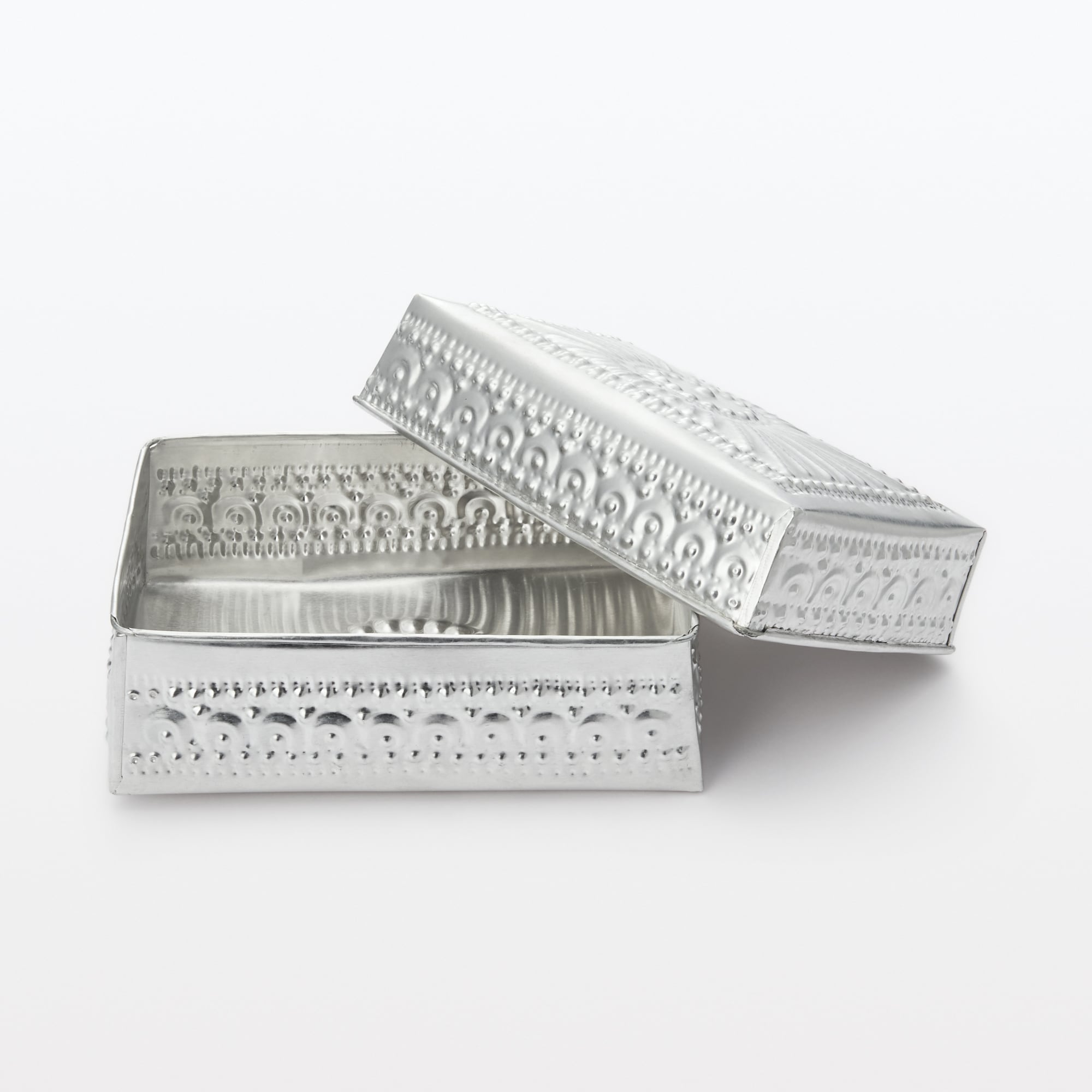 アルミの小箱　長方形