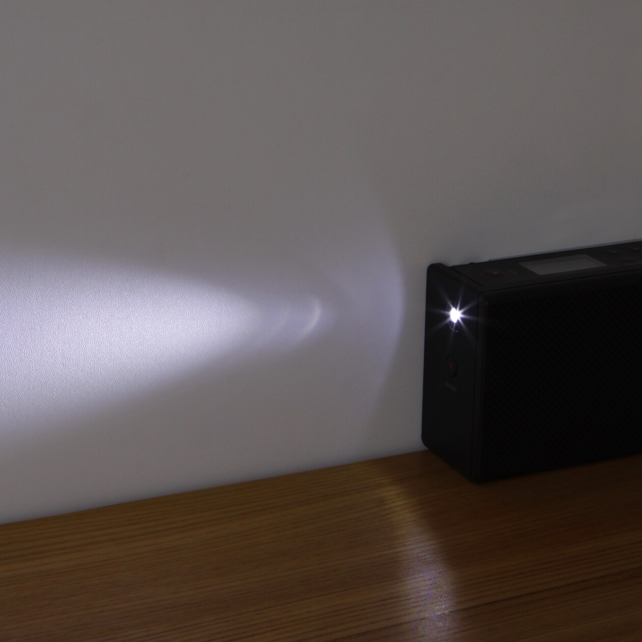 充電ラジオ（ＬＥＤライト・時計機能付）