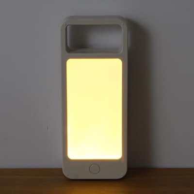 ソーラー充電器・ＬＥＤライト付