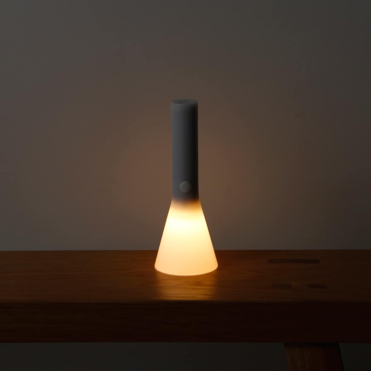 ＬＥＤポリカーボネート懐中電灯・小（防沫形）