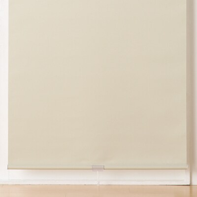 ポリエステルサテン遮光ロールスクリーン／アイボリー