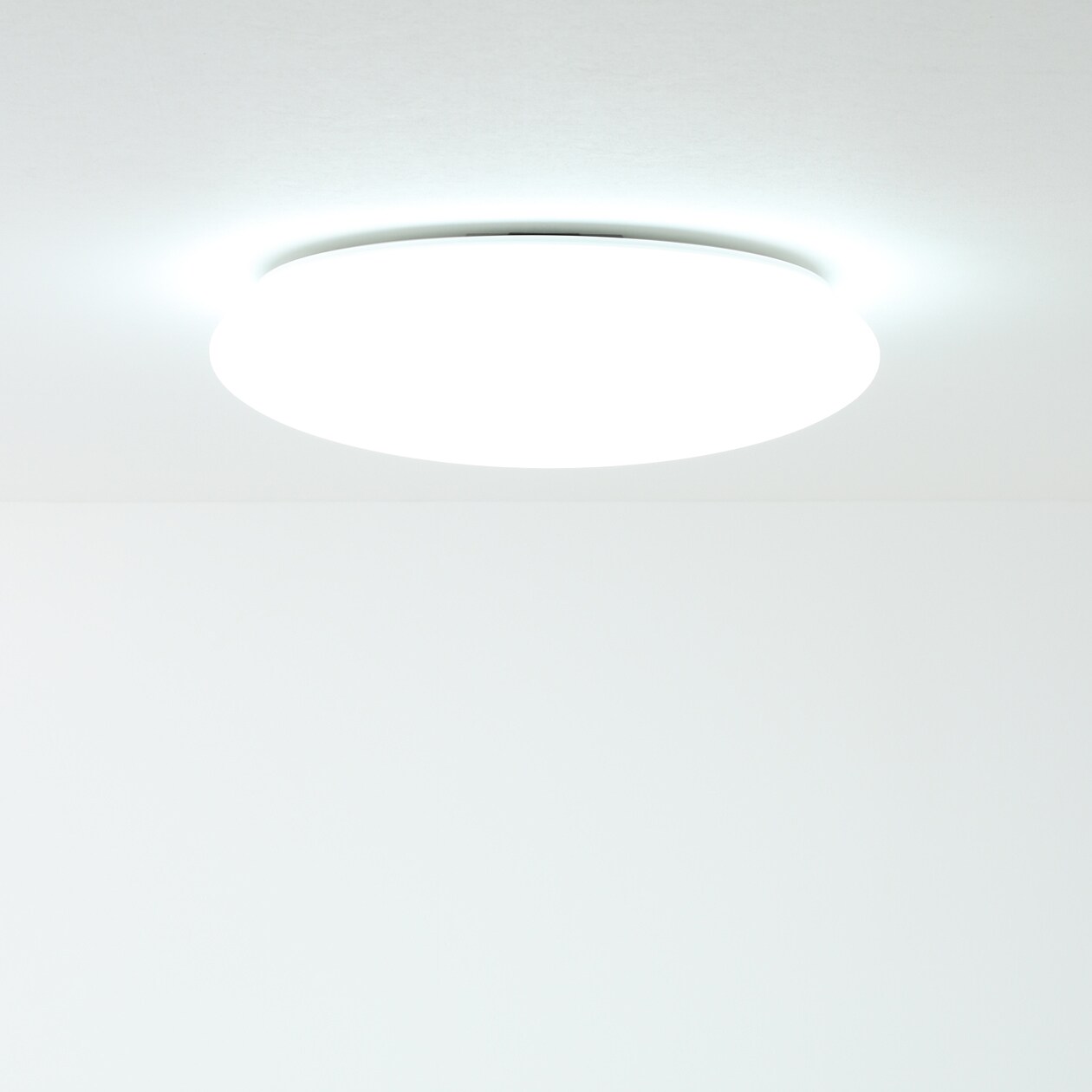 ＬＥＤシーリングライト・調光機能付・昼光色タイプ