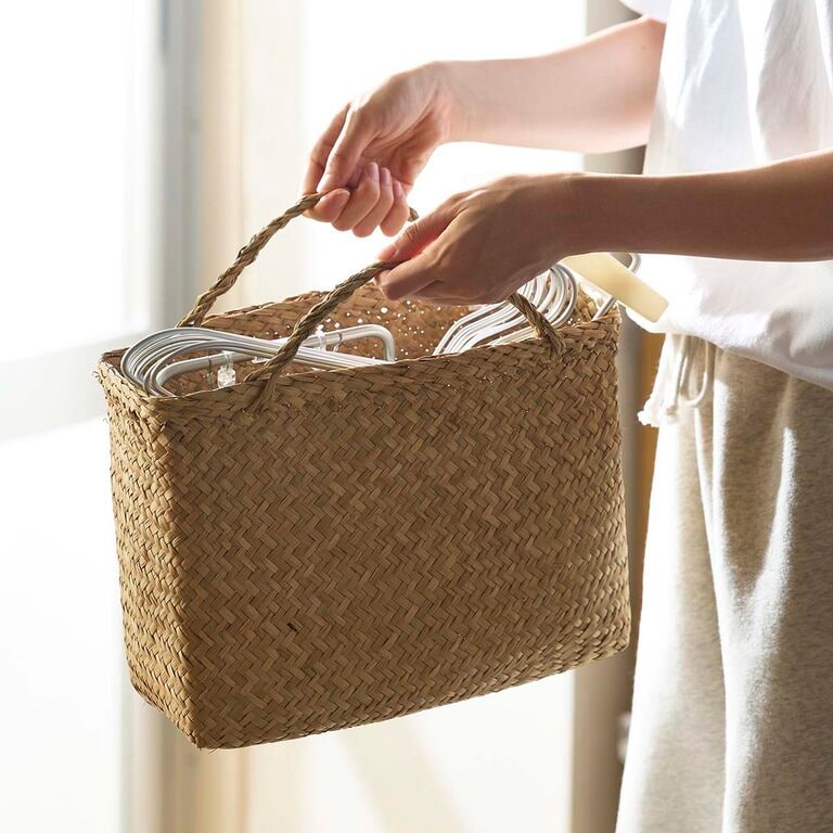 隠してなじむ。シーグラス 持ち手付きかご