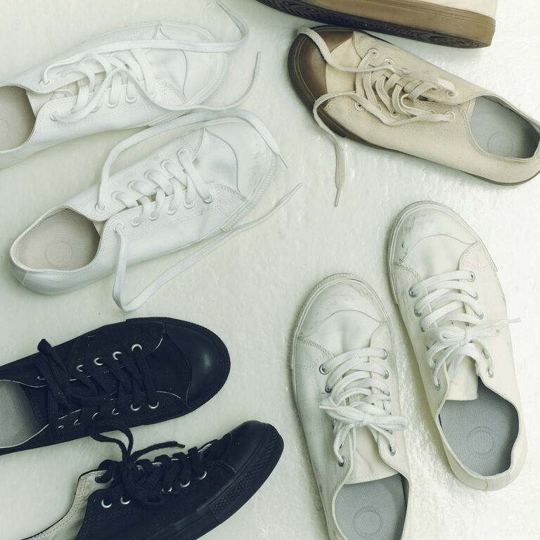 土踏まずを支えるインソール ｜ 疲れにくい 撥水スニーカー
