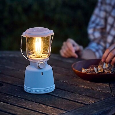 乾電池式で、備えにも。LEDランタン