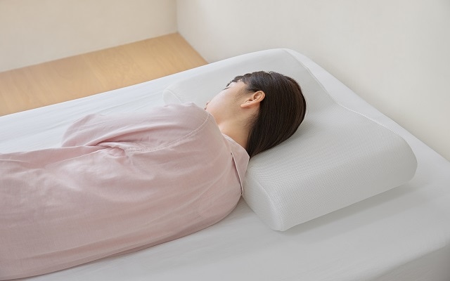 暮らしと寝具　まくらの選び方