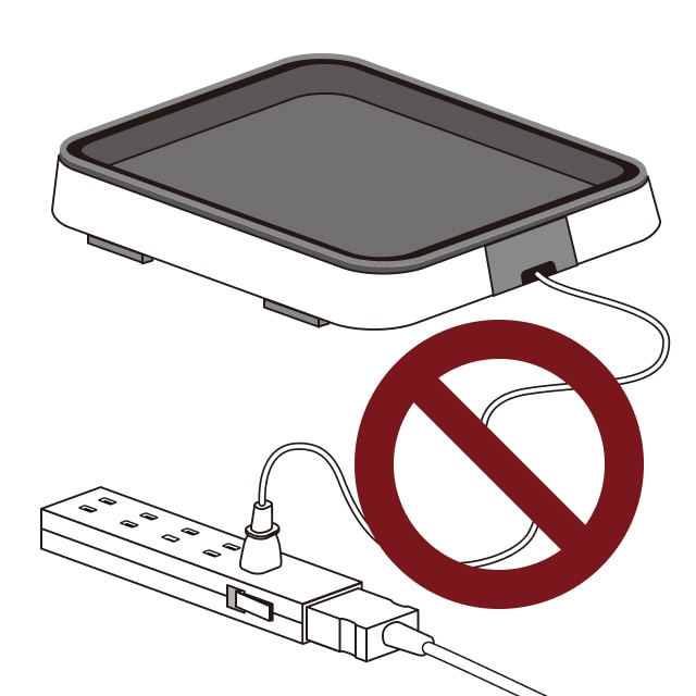 テーブルタップでの使用が禁止されている機器(ヒーター、エアコン、調理器具など)は使用しないでください。発熱による火災の原因となります。