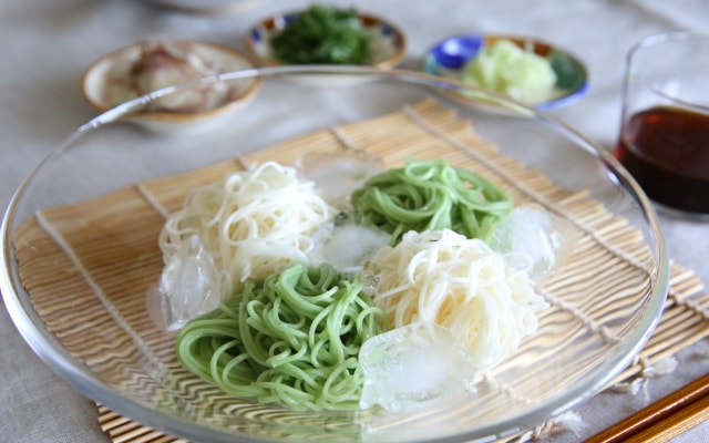 のどごし、つるん。暑さに負けない夏の麺。
