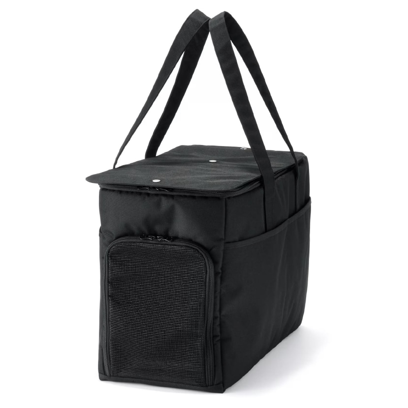 丸ごと洗濯機OK　本体は速乾性のあるポリエステル100％。底板を外してネットに入れれば洗濯機で洗えます。外出後の汚れやニオイもリセットでき、清潔な状態を保つことができます。