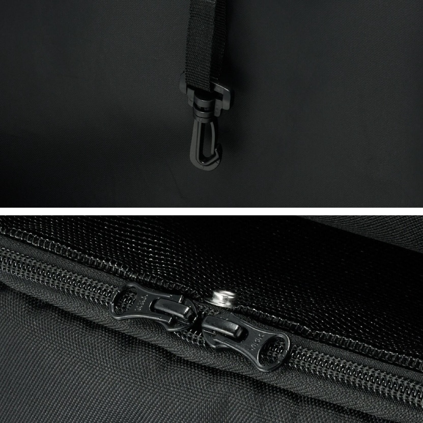 飛び出し防止リード金具 ロック付ダブルファスナー　内部にはDカンを備え、首輪やハーネスを接続可能。ファスナーの引き手にはスナップロックを装備し、内側からの押し開けを防ぎます。キャリーのフタを開けたままでも脱走を防げる安心設計で、活発に動く子でも自己開封のリスクを抑えられます。