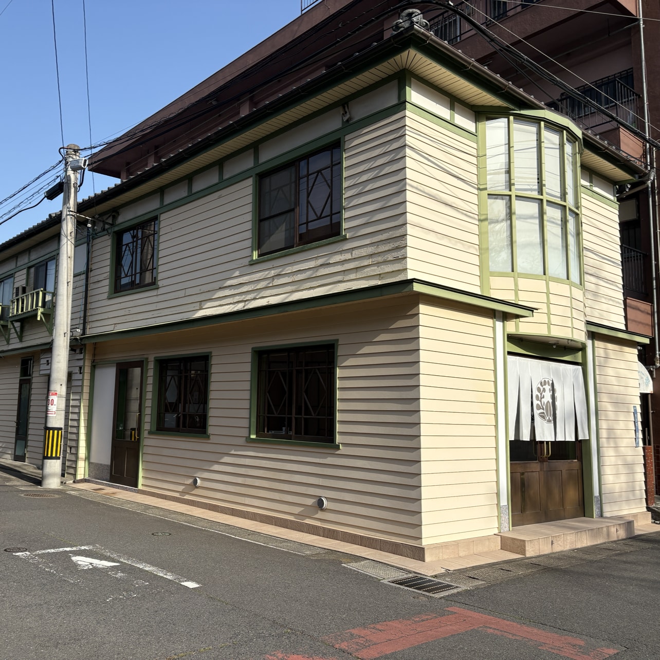 経年変化を楽しむ、自分だけの特別な1本を。別府つげ工房『つげブラシ』_riOl48