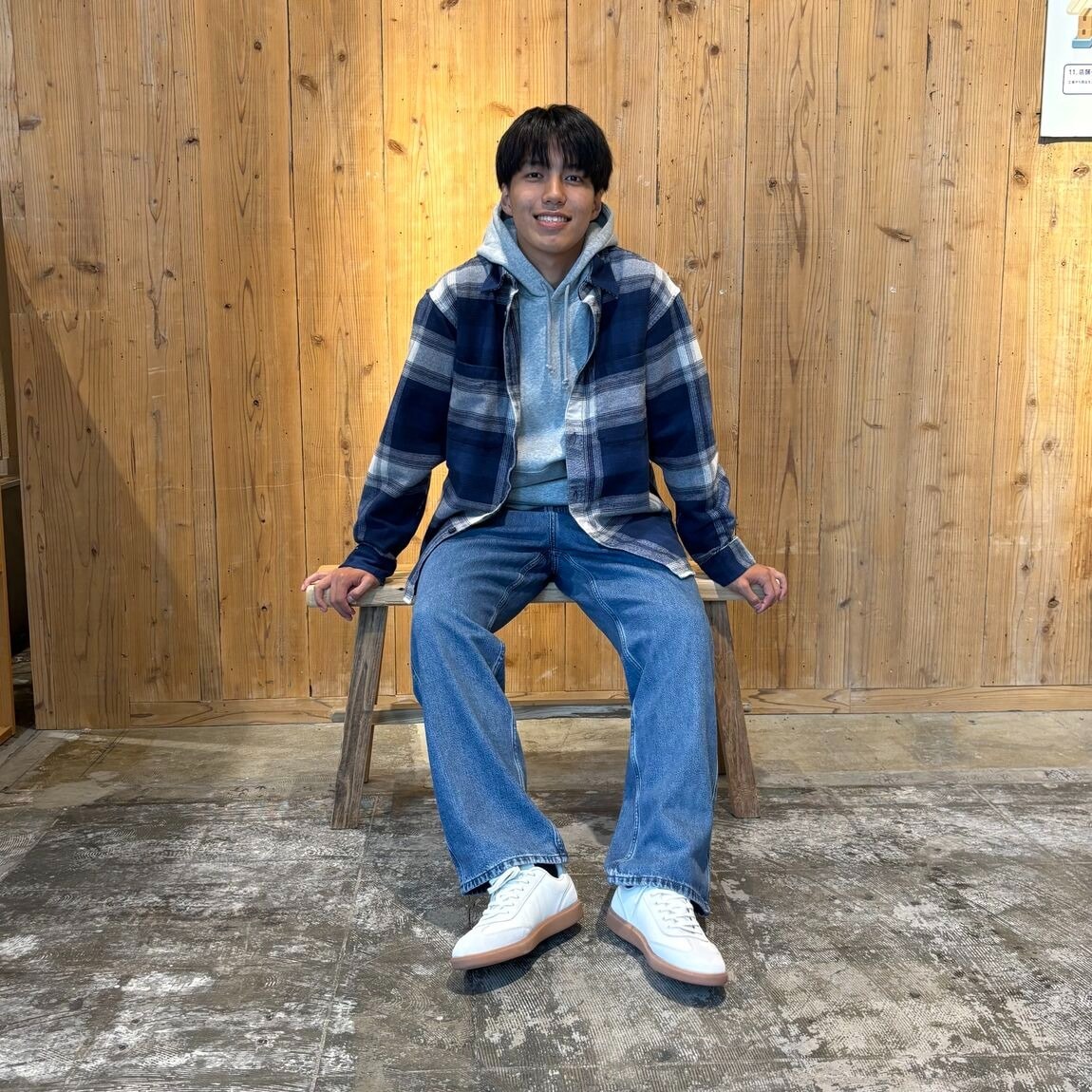 ［スタッフスナップ］紳士┃秋服も、冬服もフランネルシャツで彩ります_5iO7A9