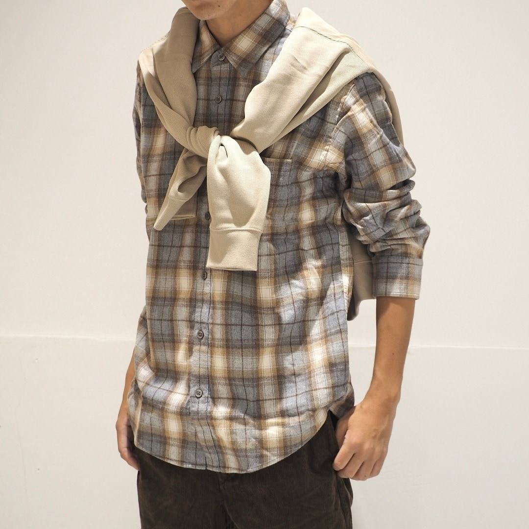 ［スタッフスナップ］着方も表情もいろいろ。秋の楽しみ、フランネルシャツ｜ 紳士編_G5Xcdf