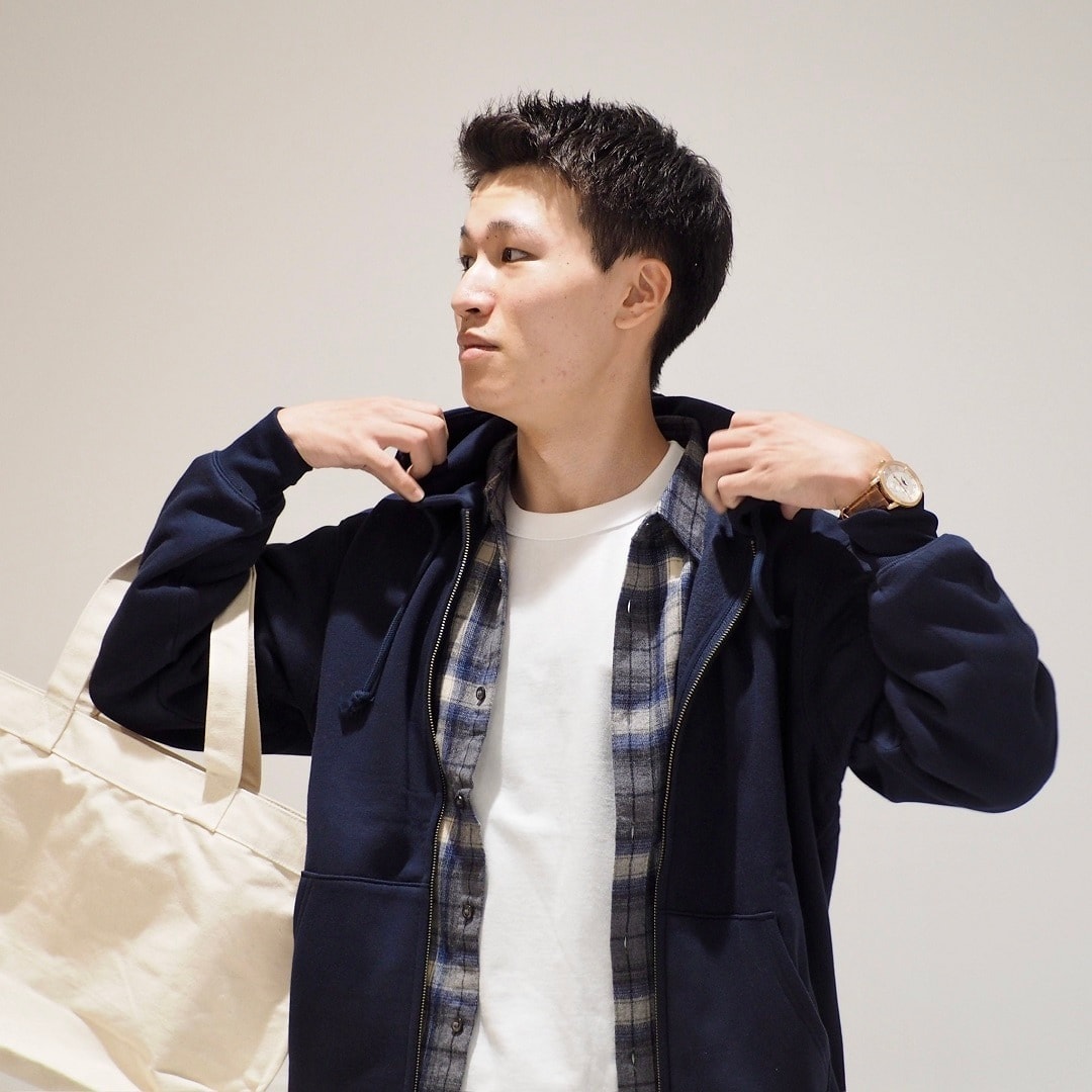 ［スタッフスナップ］着方も表情もいろいろ。秋の楽しみ、フランネルシャツ｜ 紳士編_KaZF1O
