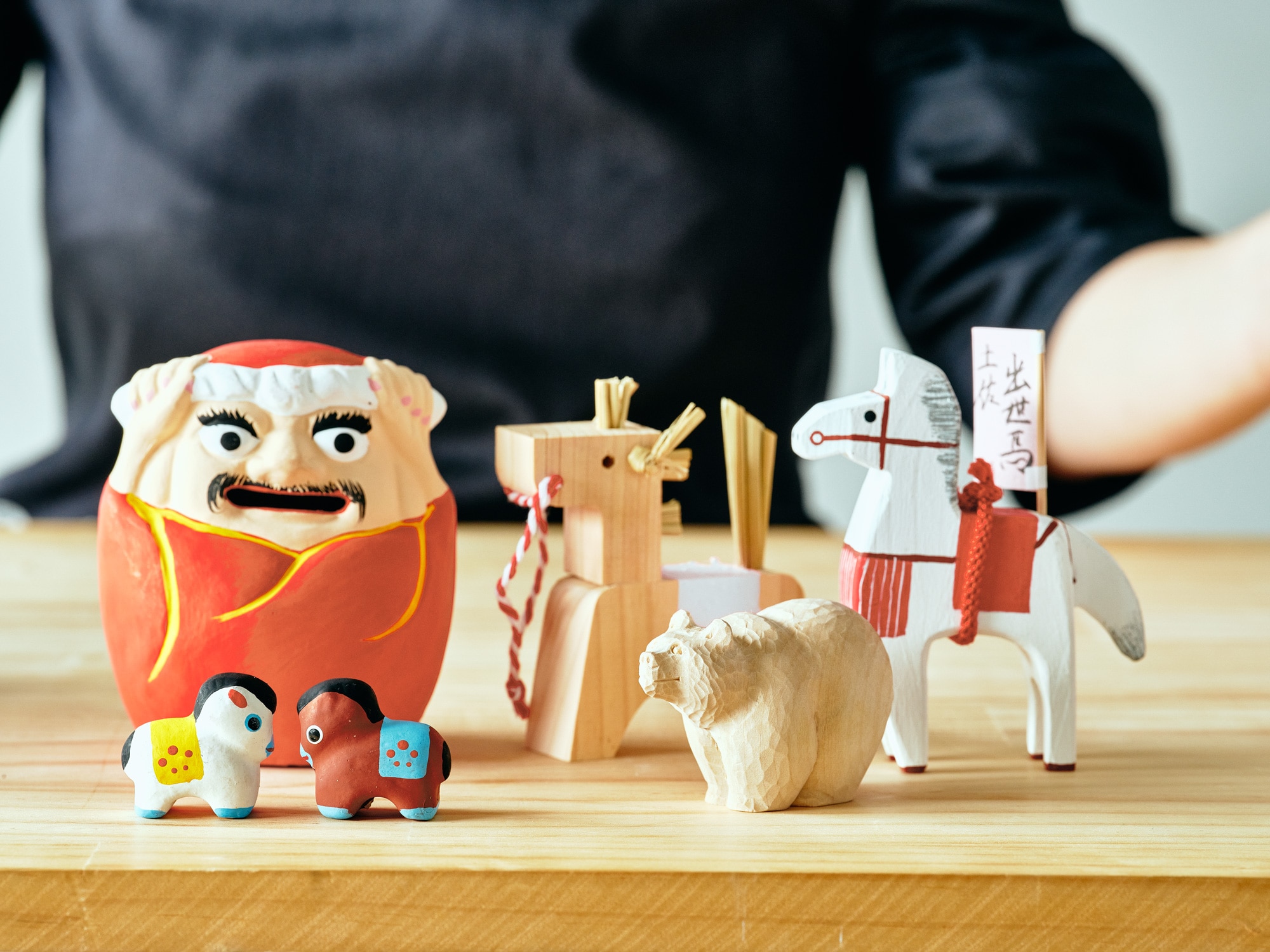 無印良品の福缶 ｜ 「縁あってやってきた縁起物が日々なじんでいく心地よさ」 文筆家・甲斐みのり_Dg0N1x