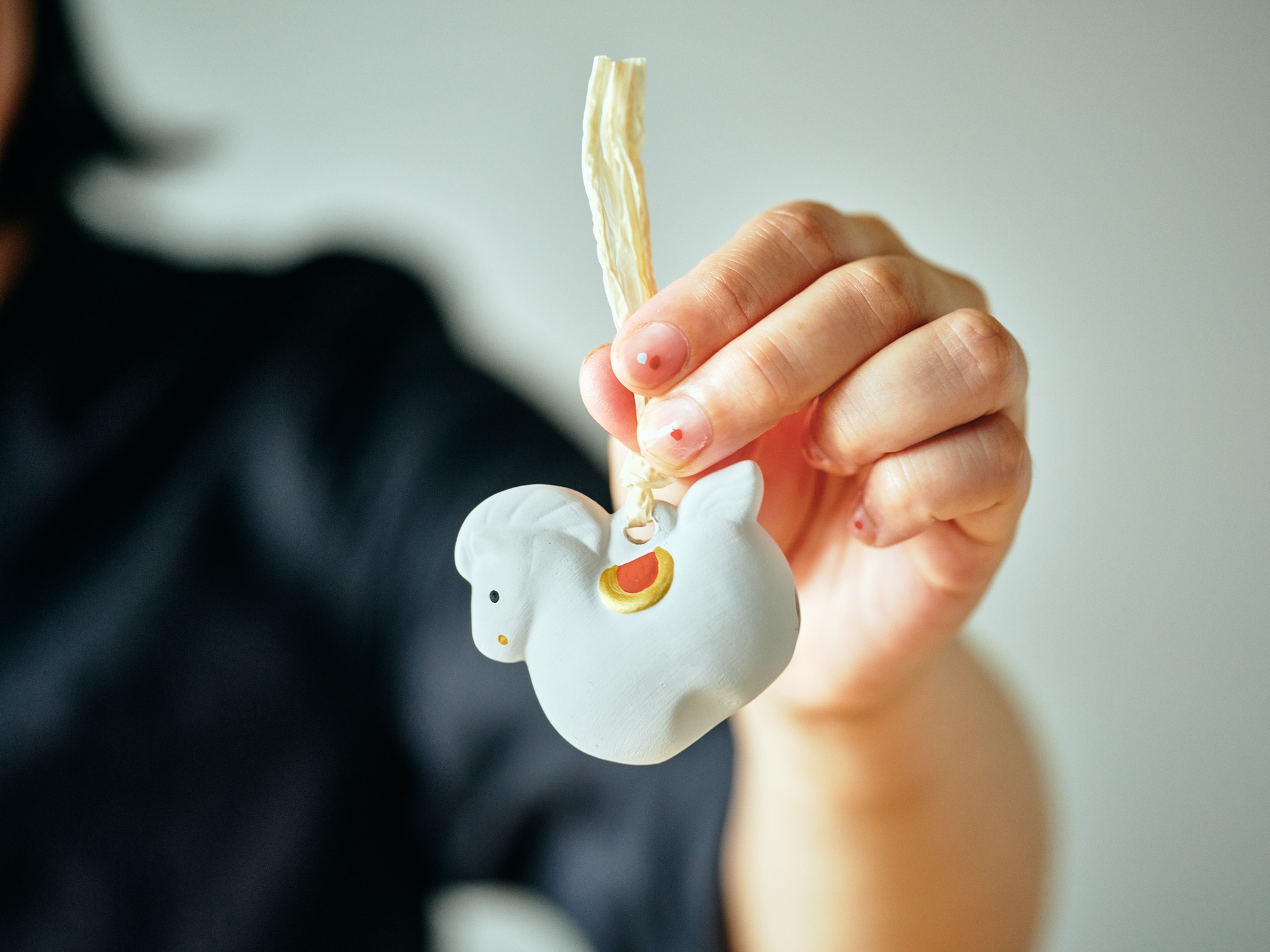 無印良品の福缶 ｜ 「縁あってやってきた縁起物が日々なじんでいく心地よさ」 文筆家・甲斐みのり_y333TB