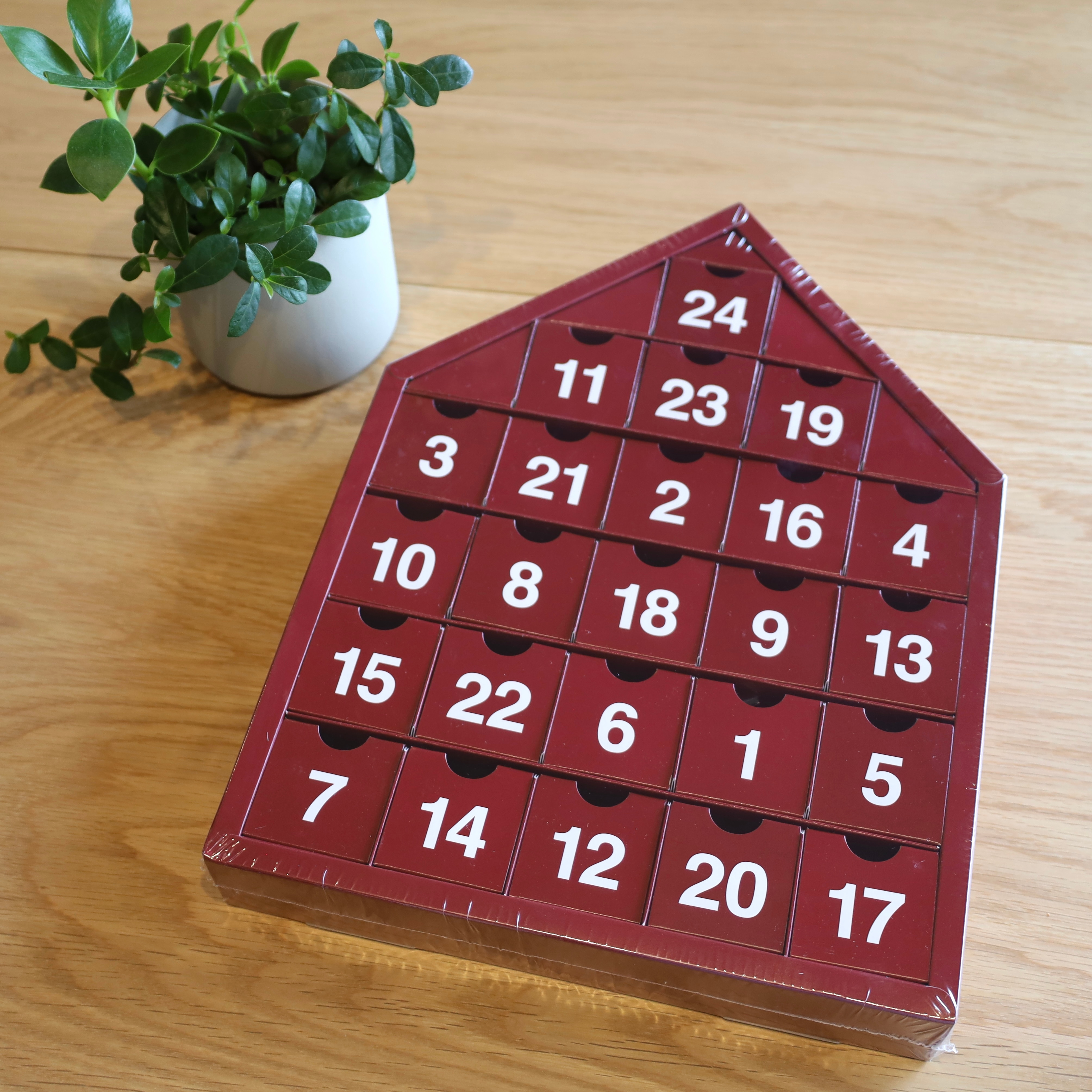 新商品 ｜ 今年も登場、クリスマスのお菓子_fqIP7K