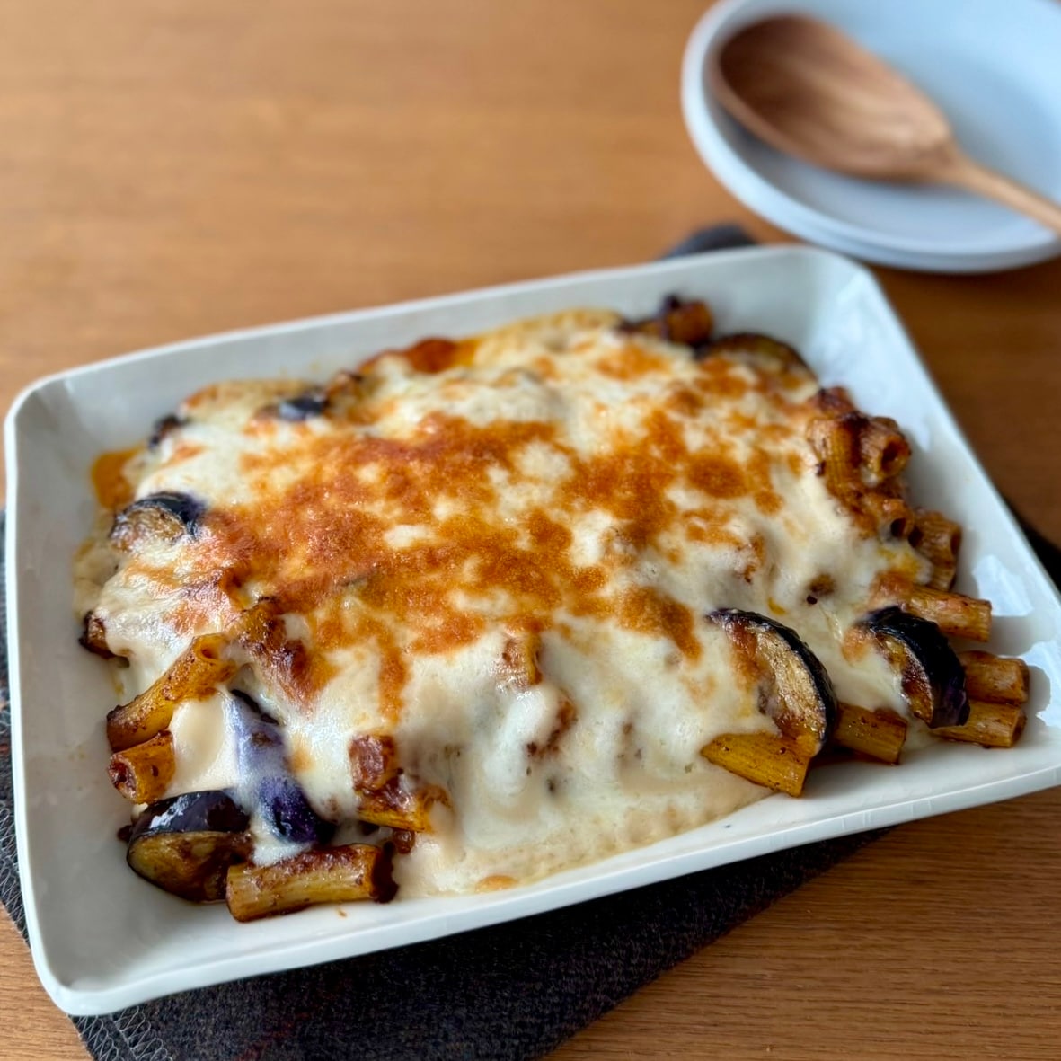 手軽につくれて本格派「ミートグラタンの素」が新発売_AvNoR3