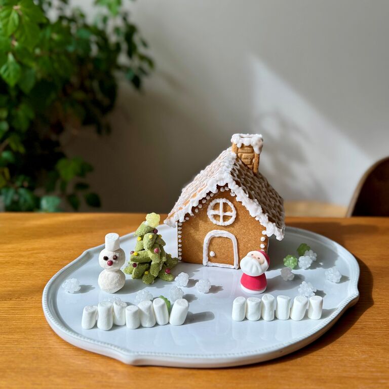 組み立ててつくる「ヘクセンハウス」のデコレーションアイデア_o4DPE7