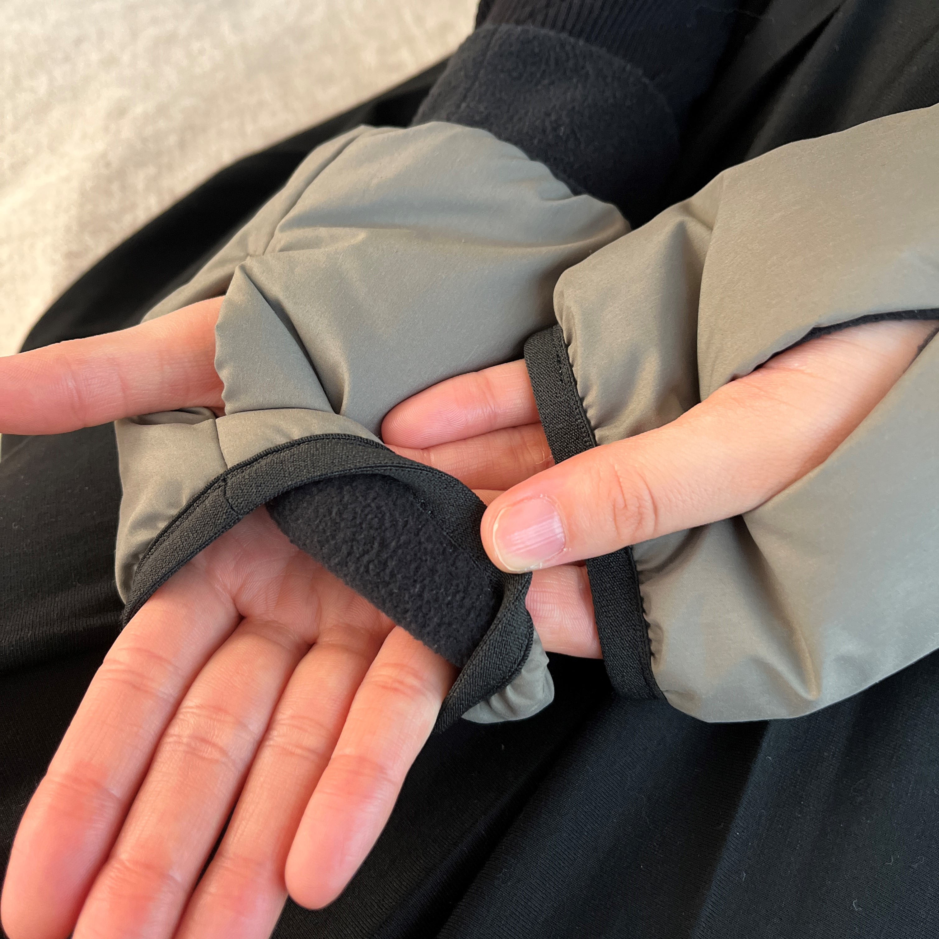 冬のおでかけに、頼れるあったか小物 3選_l5T2Cn