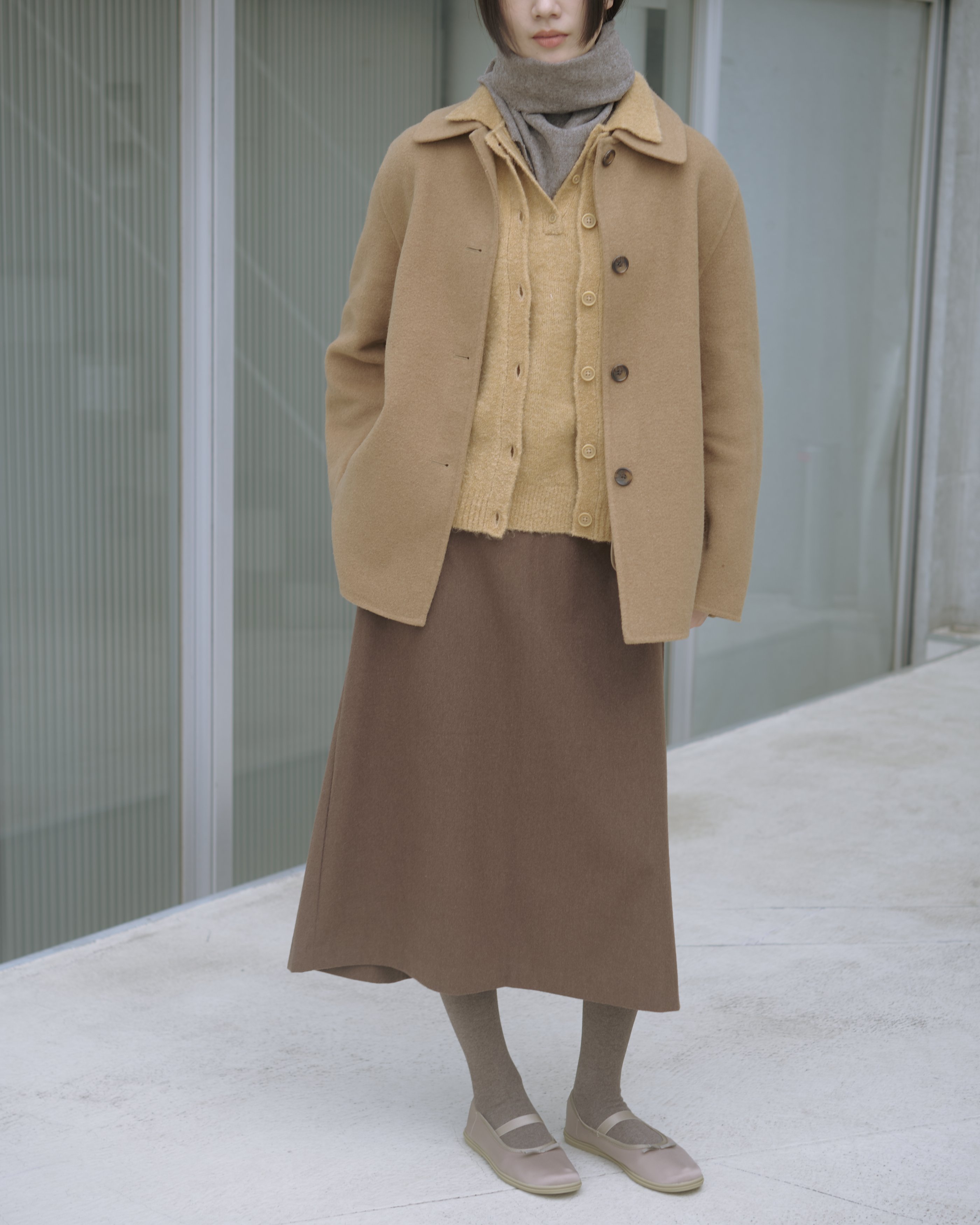 Day2 温もりを感じる、ブラウンを重ねて | 装いを、もっと自由に。冬の一週間コーディネート_vxBr7I