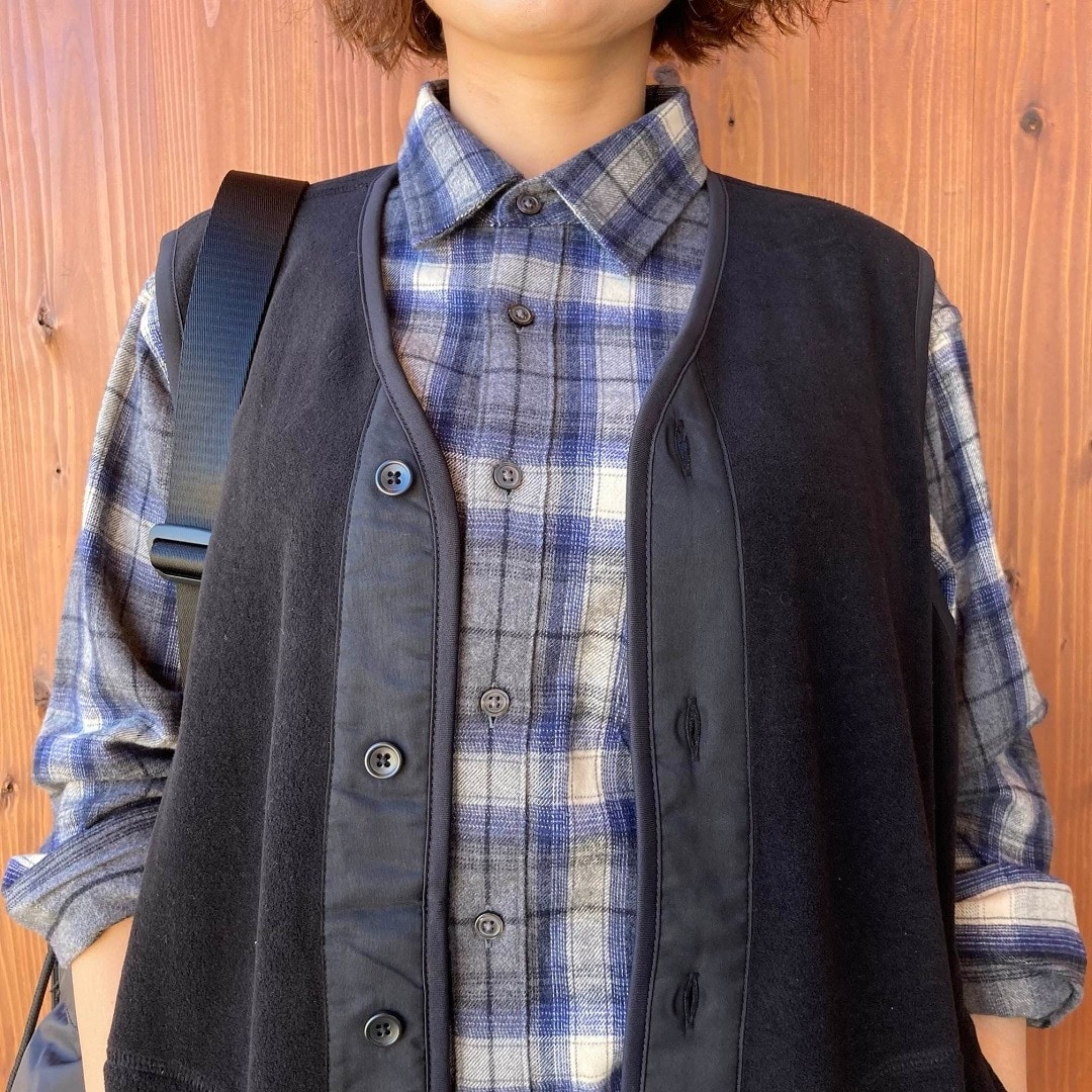 【スタッフコーディネート】一枚でも、重ね着しても。秋冬の万能選手、フリースアウター _44BNEZ