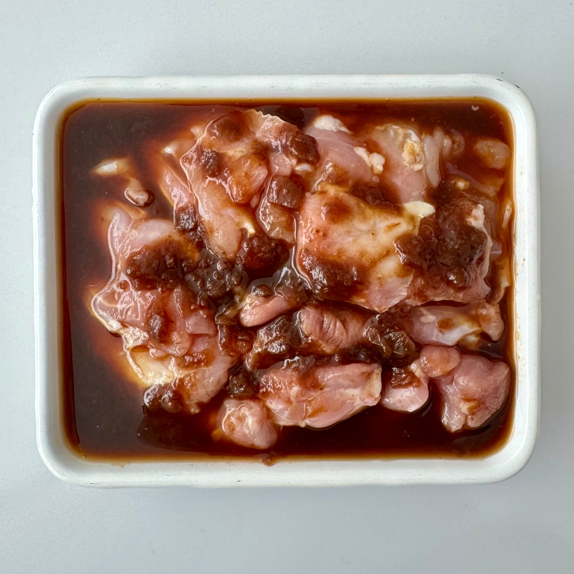 「シャリアピンステーキの素」でつくるチキンステーキとオーブン焼き_9OKRcN