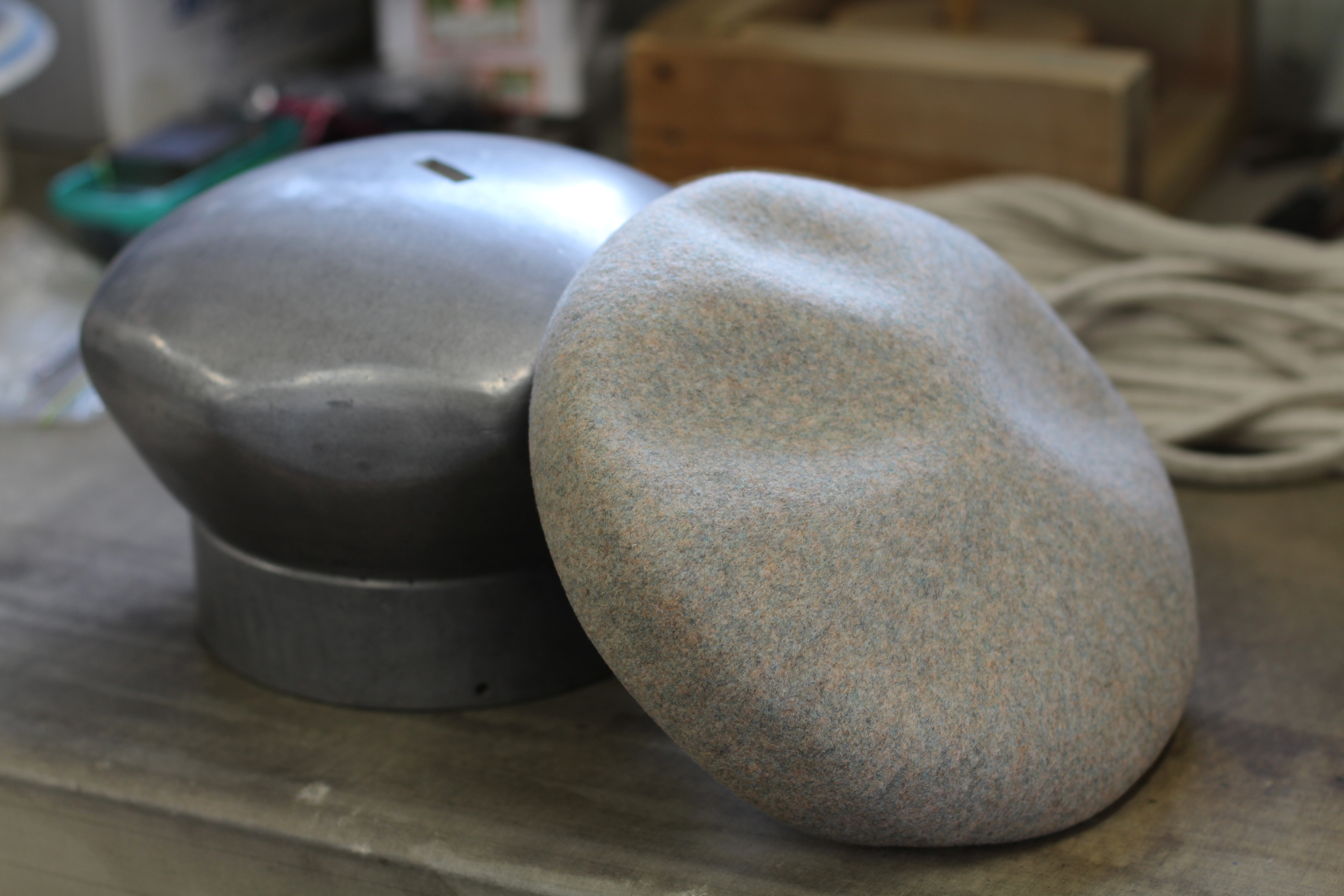 シンプルだからこそ素材が引き立つ。YOKOI BERETの帽子_Ae3cyA