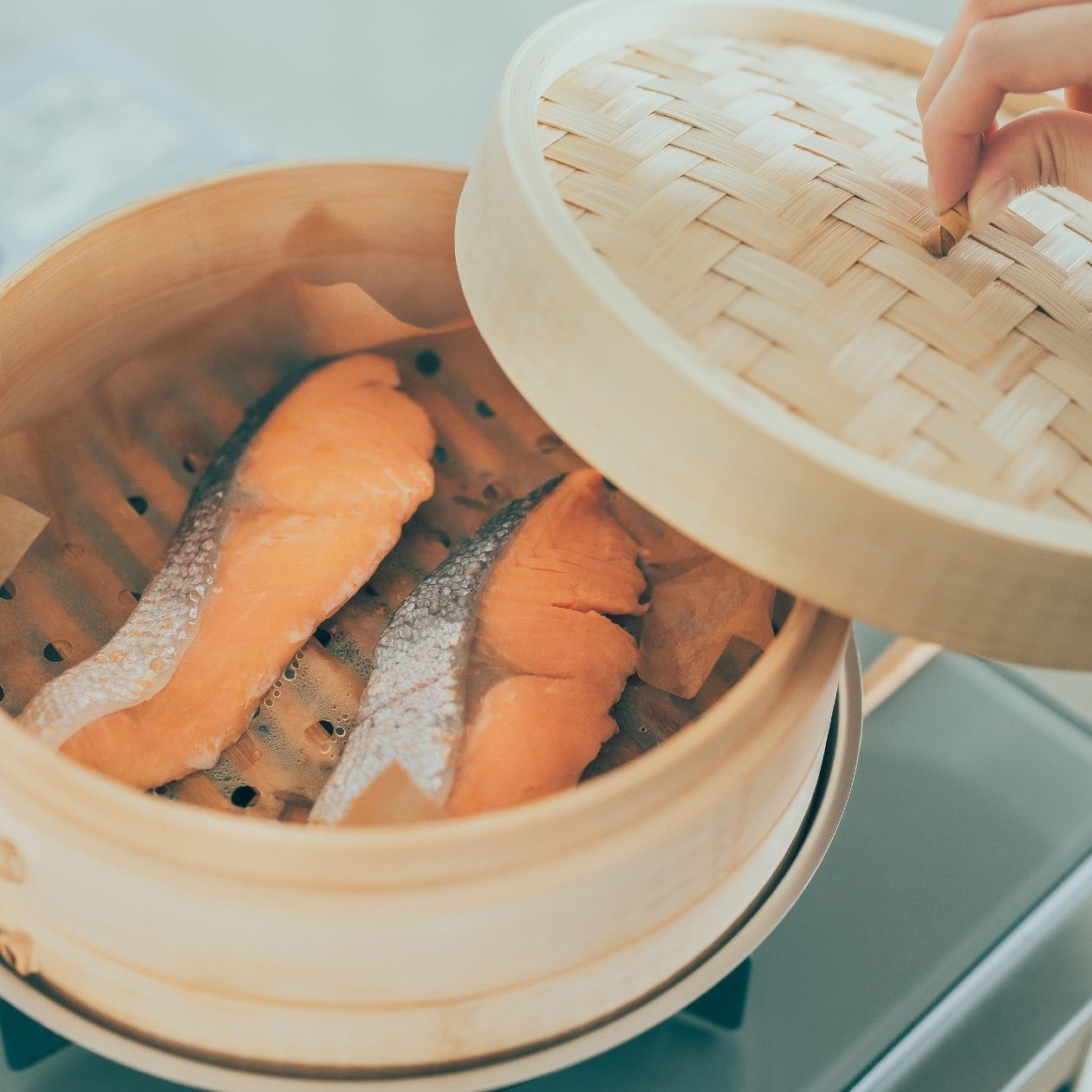 体も顔も。皮膚科医に聞く、効果的な乾燥ケアの工夫_7F1w3L