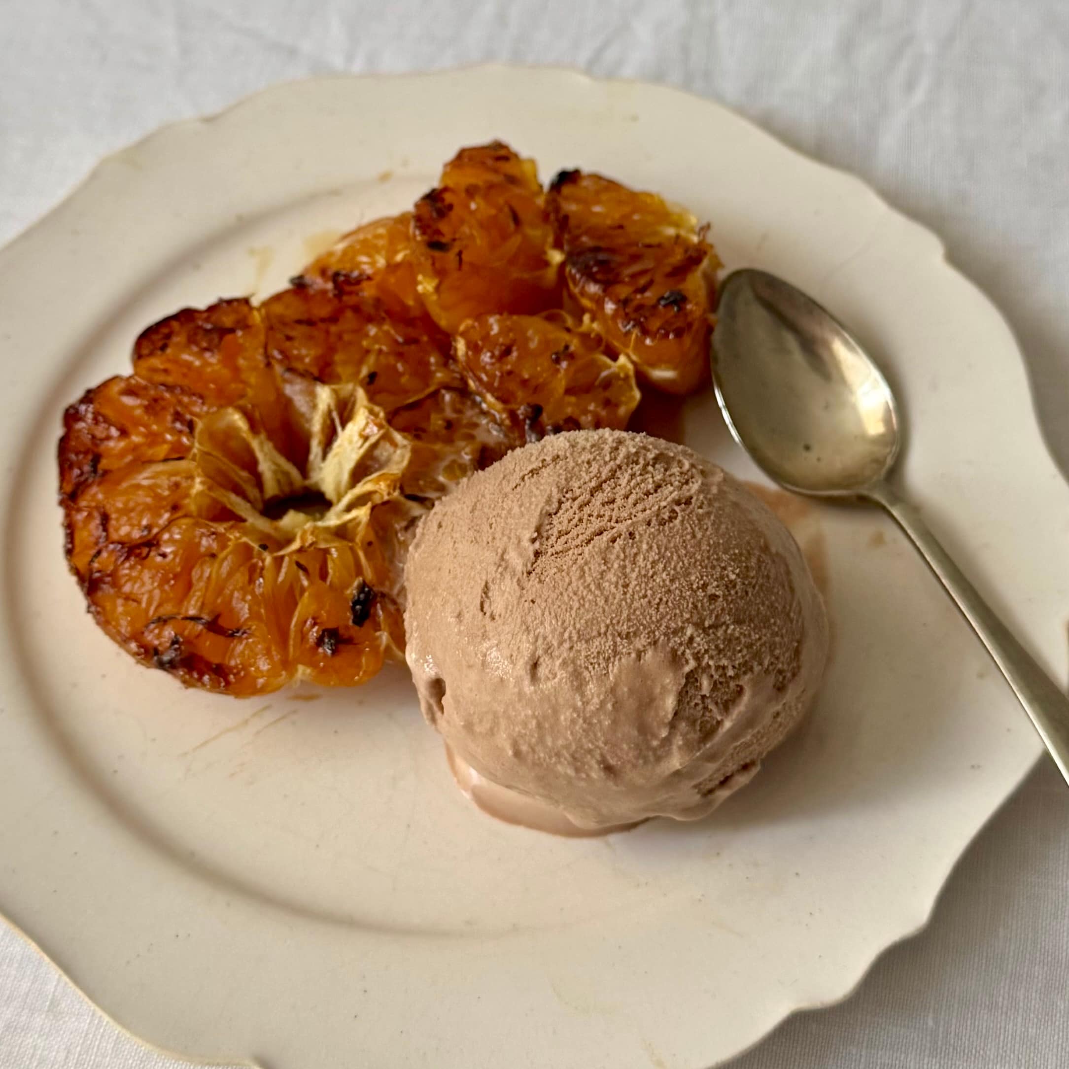 「ライム発酵のカカオを生かしたアイス　チョコレート」がよりおいしくなる簡単デザート_a0JJmC