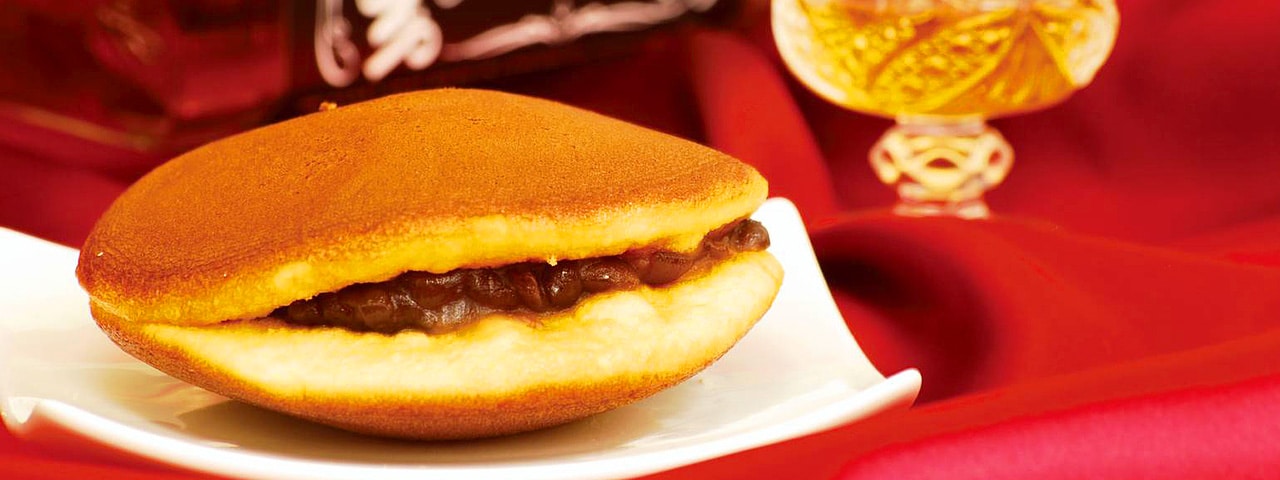 記事内画像：003 西尾抹茶の魅力を引き出した、香り豊かな和菓子【安城とらや】