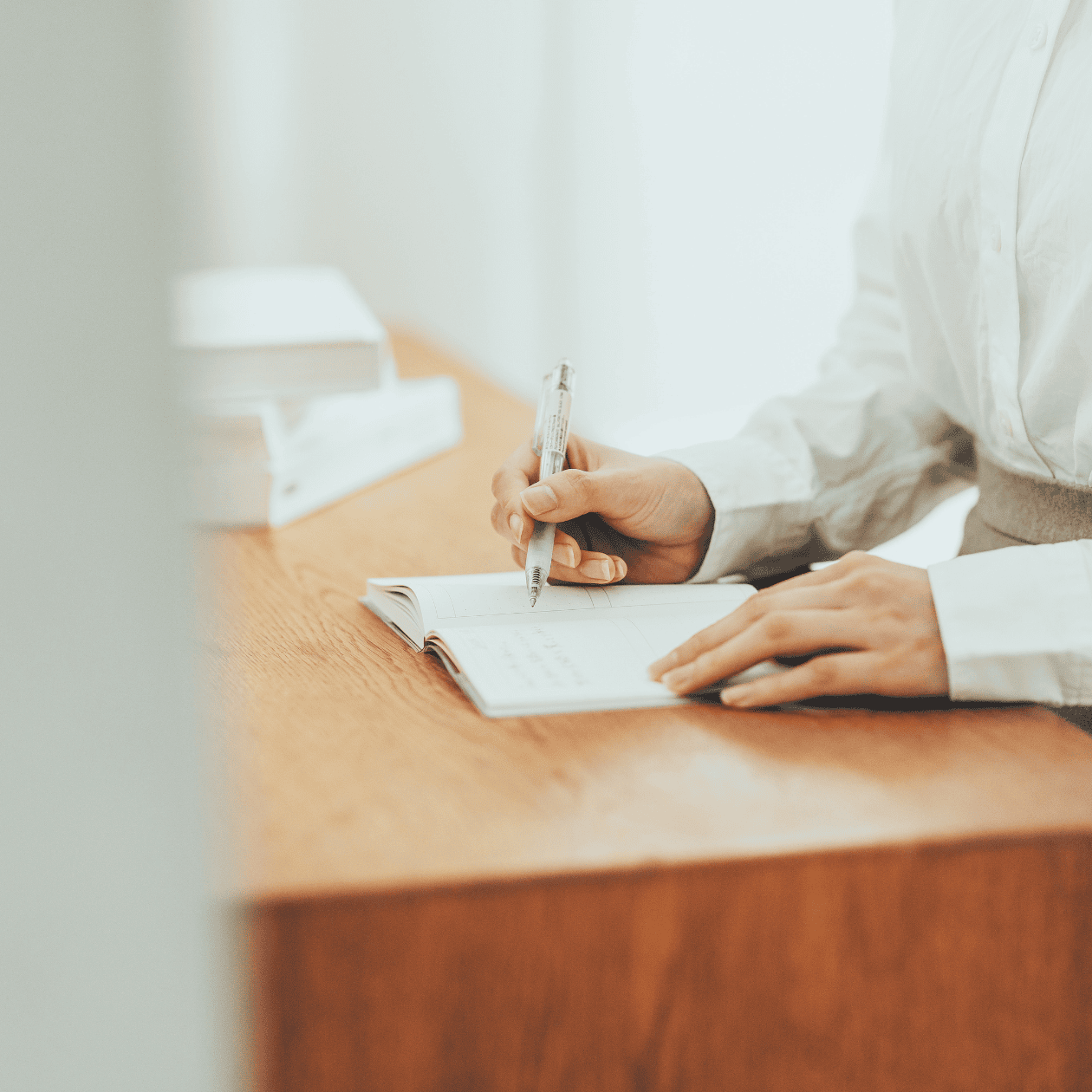 深い休息へと導く、就寝前の過ごし方のコツ_7YhDQk