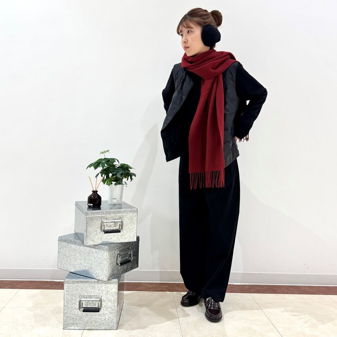 【スタッフコーディネート】マフラー、手袋…外に出かけたくなる冬小物 _6emb10