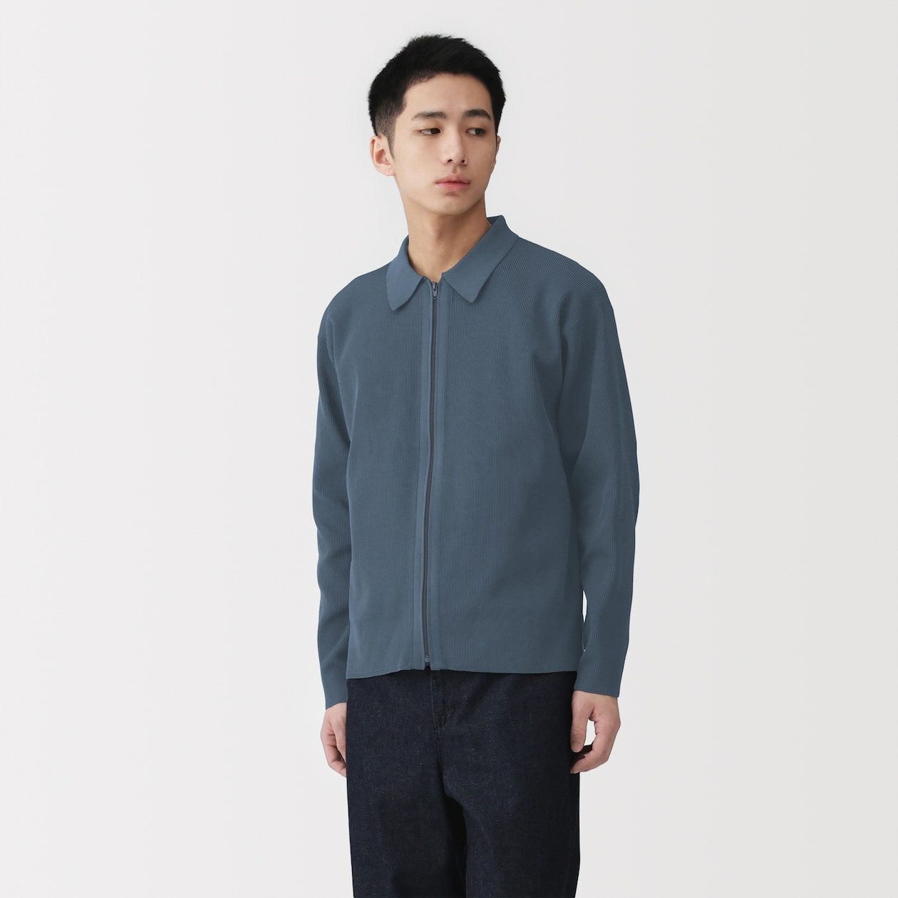 2026年1月 発売予定の衣料品・小物_30YOC0