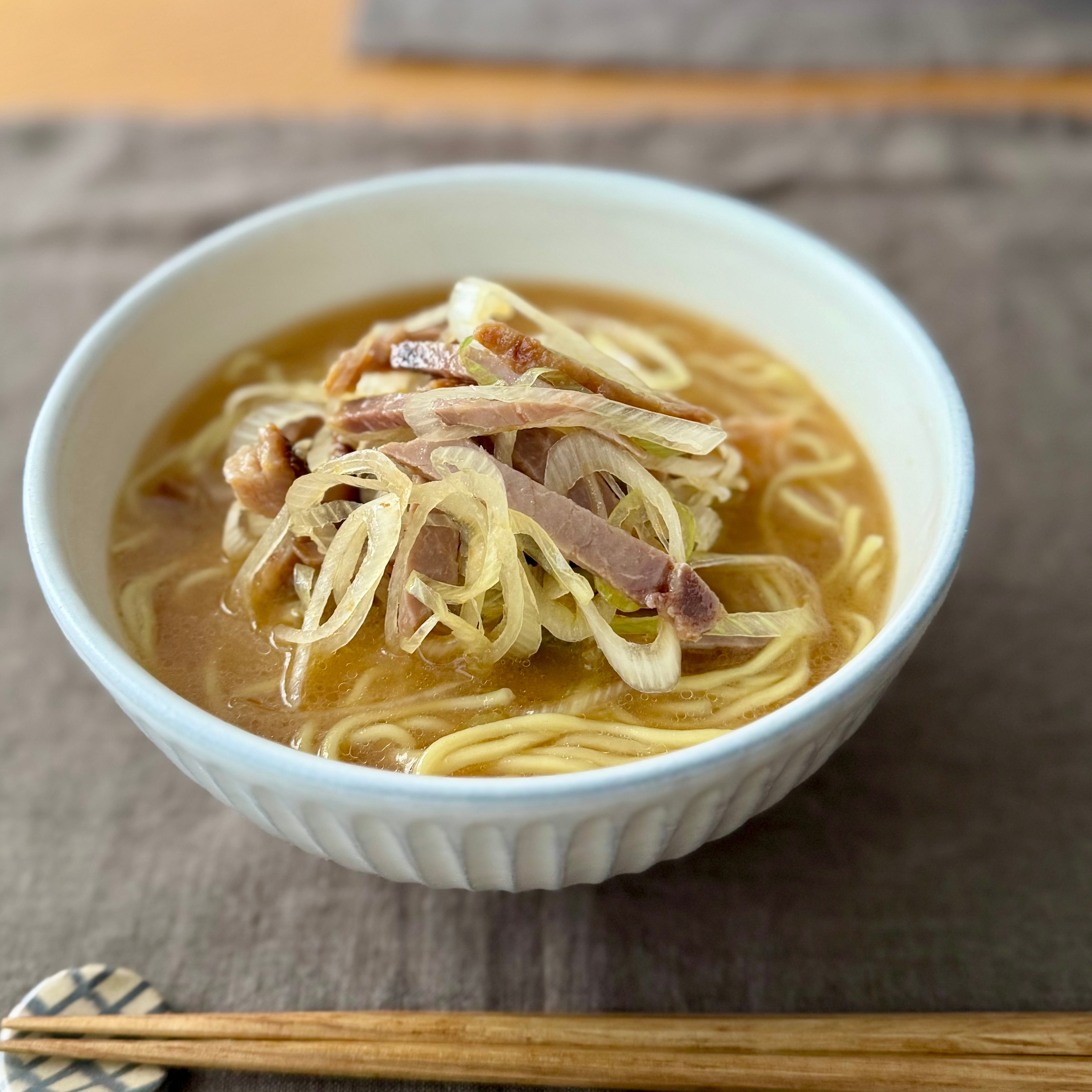 麺の製法にこだわった「生麺を熟成乾燥させたラーメン」のおいしい食べ方_4IU1Jt